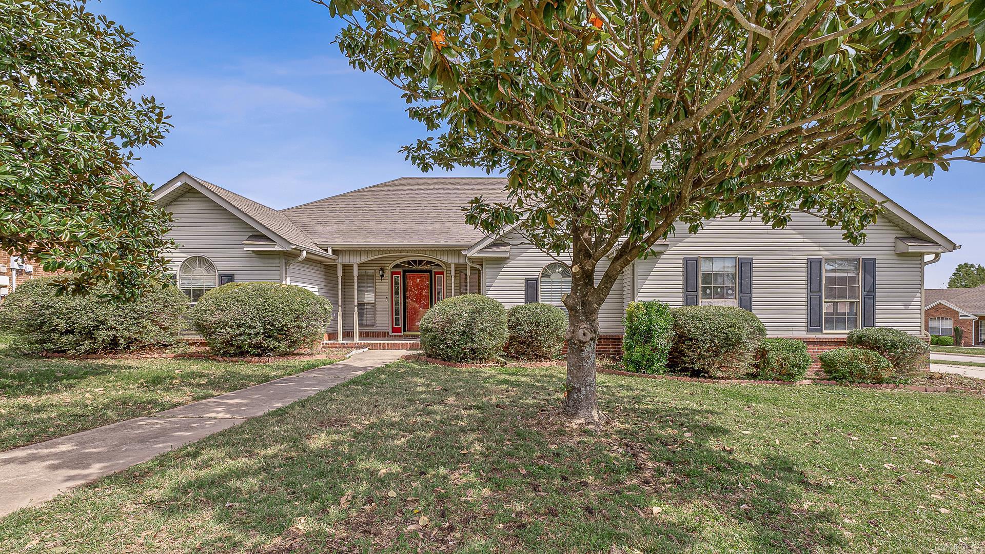 1101 Ridgway Street Paragould, AR 72450