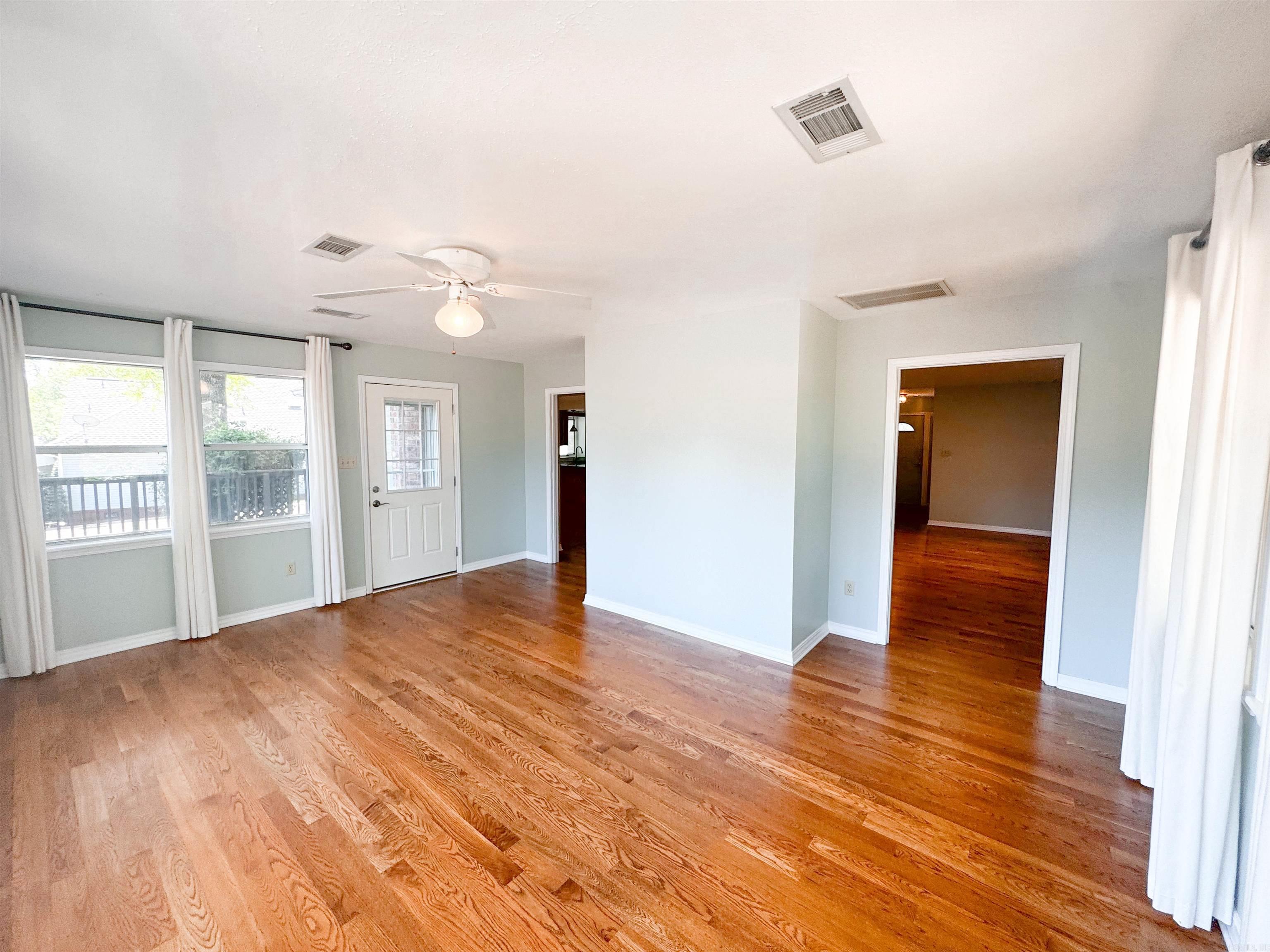 202  Live Oak  Searcy, AR