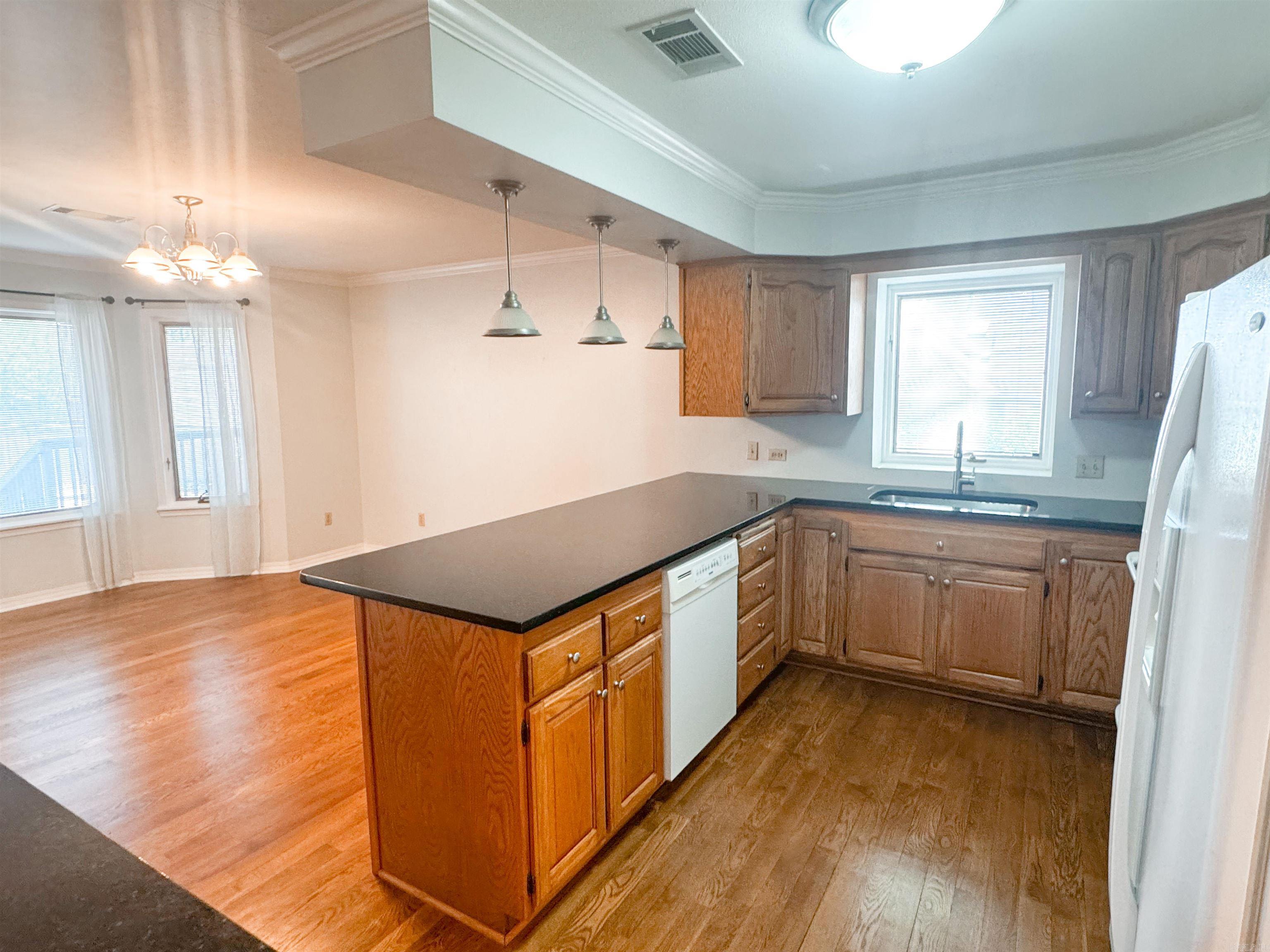 202  Live Oak  Searcy, AR