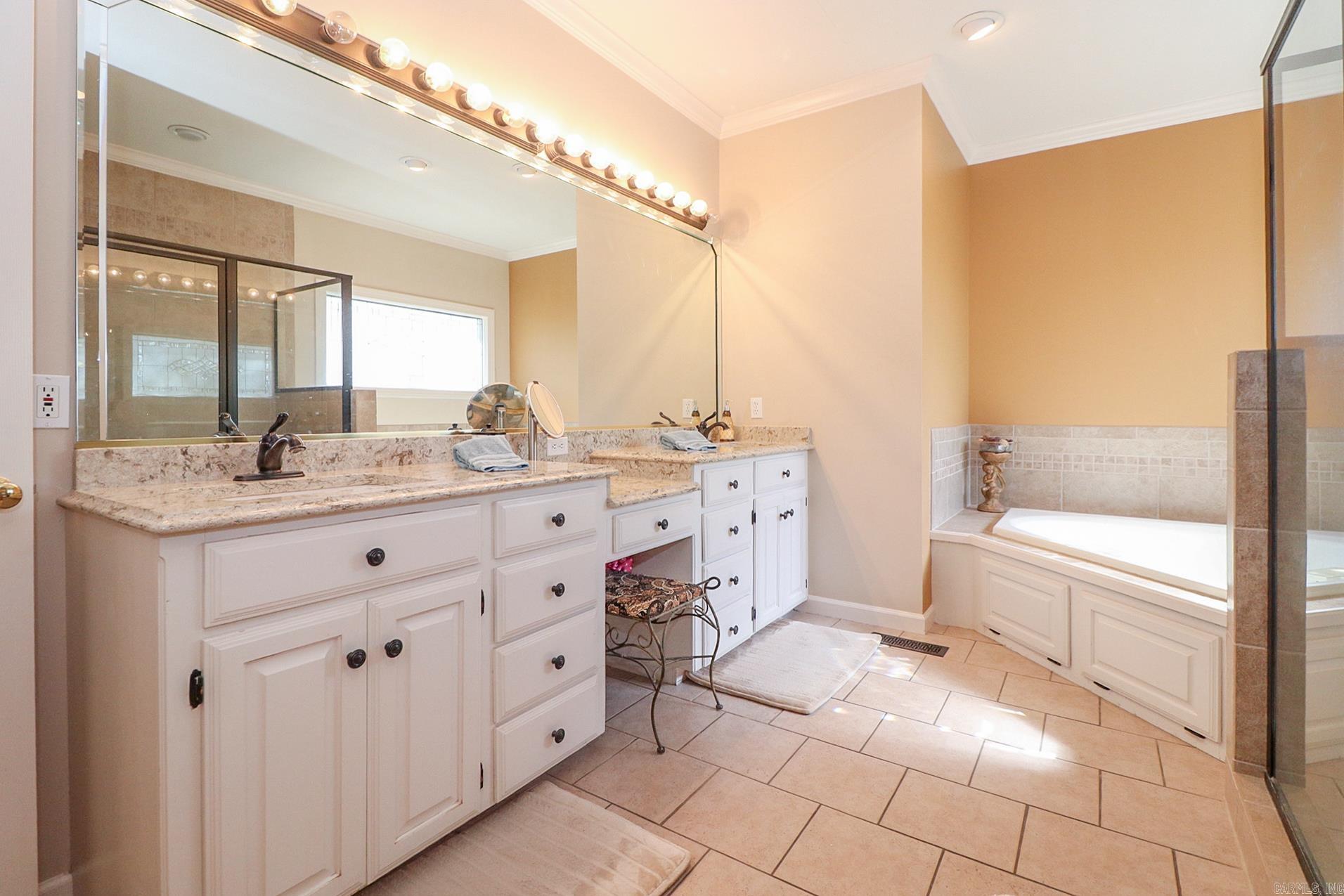 206  Windover  Jonesboro, AR