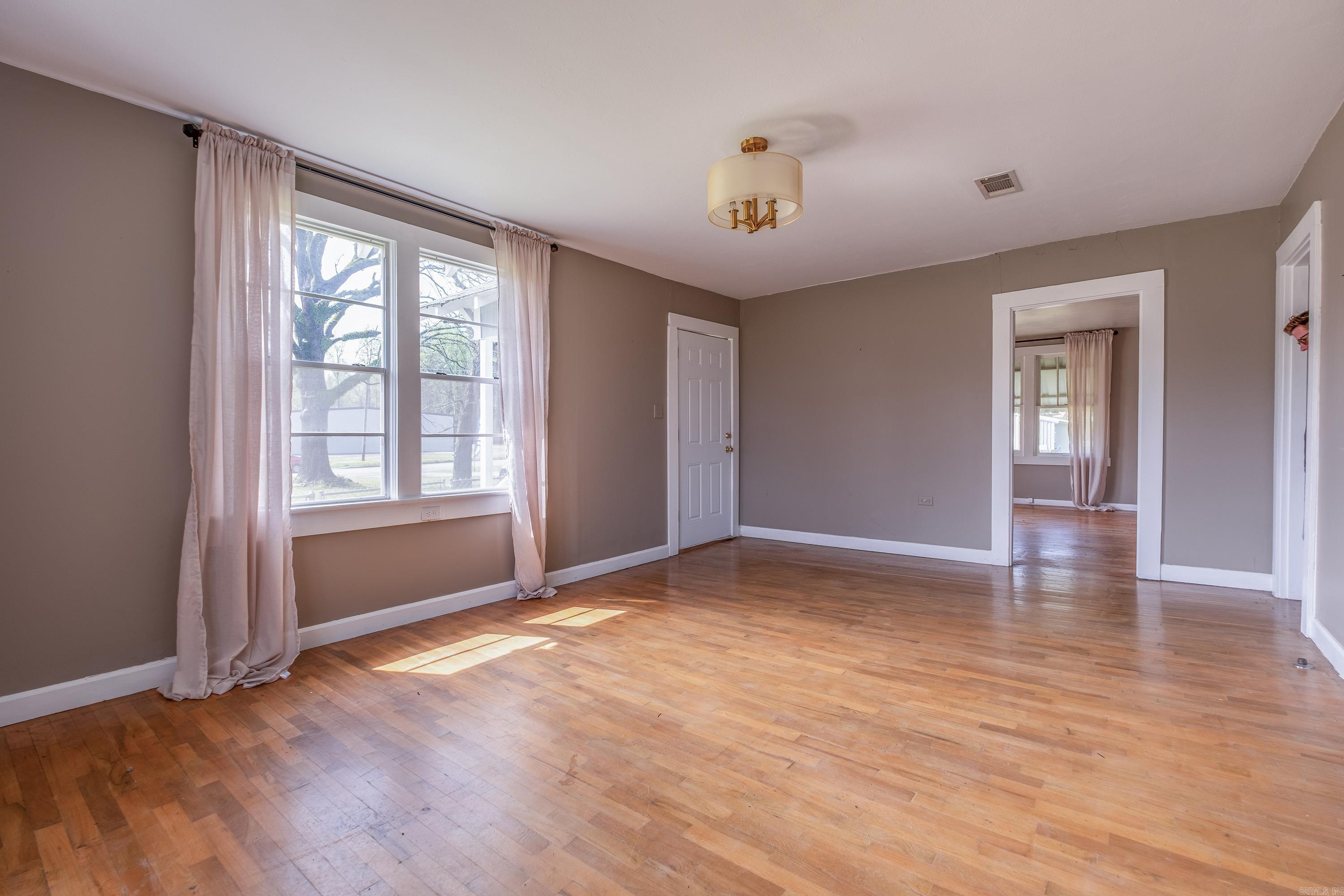817  Sheridan  Redfield, AR