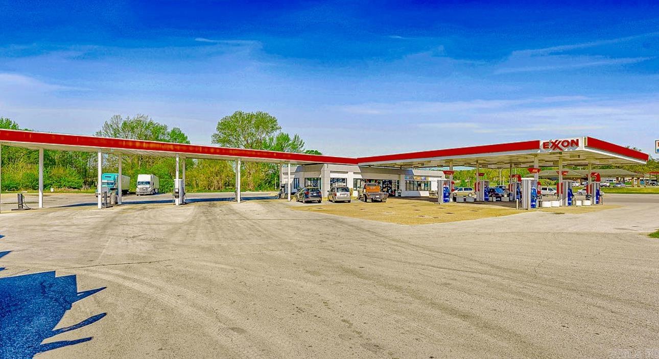 876  Batesville Blvd  South Side, AR
