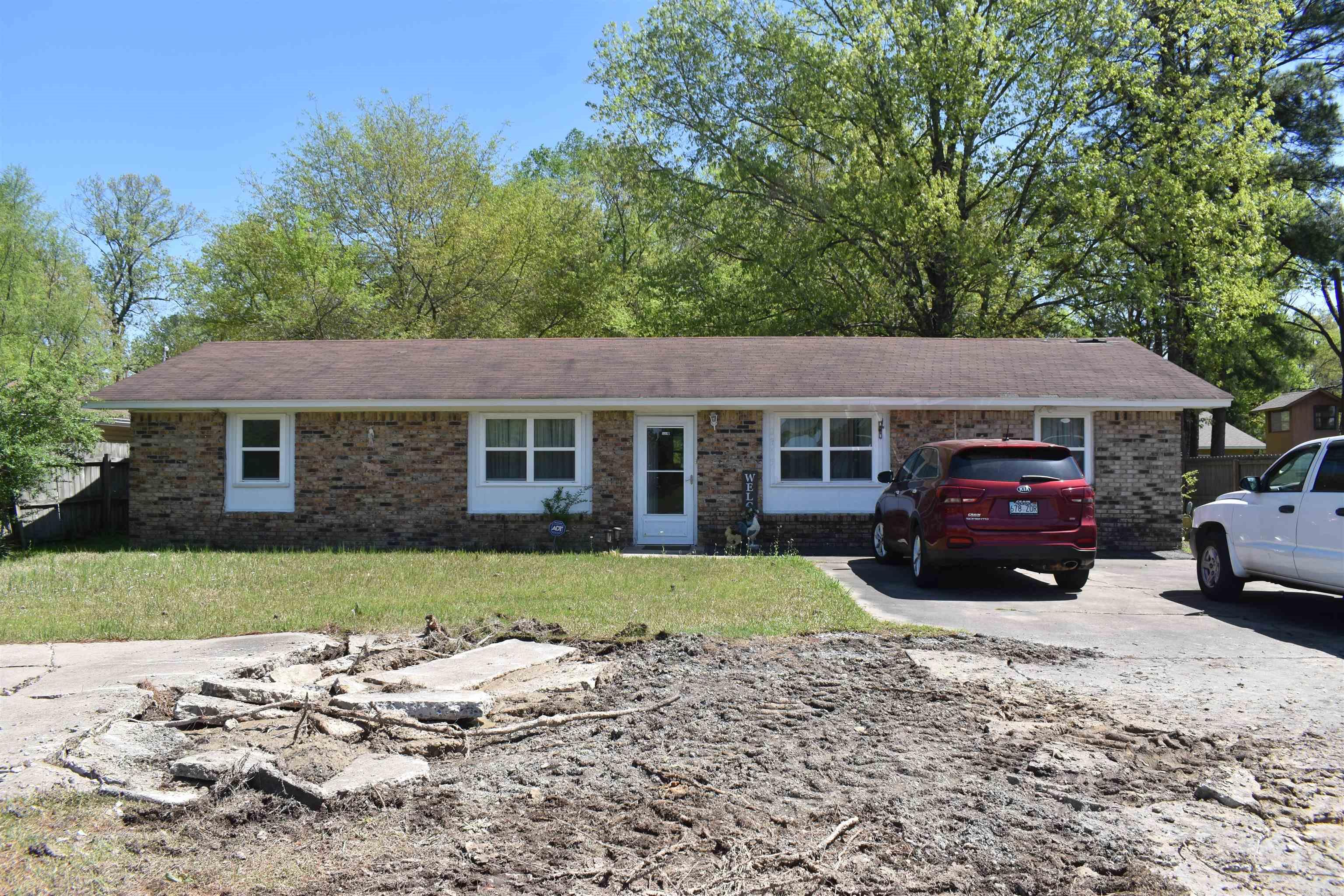 2315 Oakwood  Road  Pine Bluff, AR
