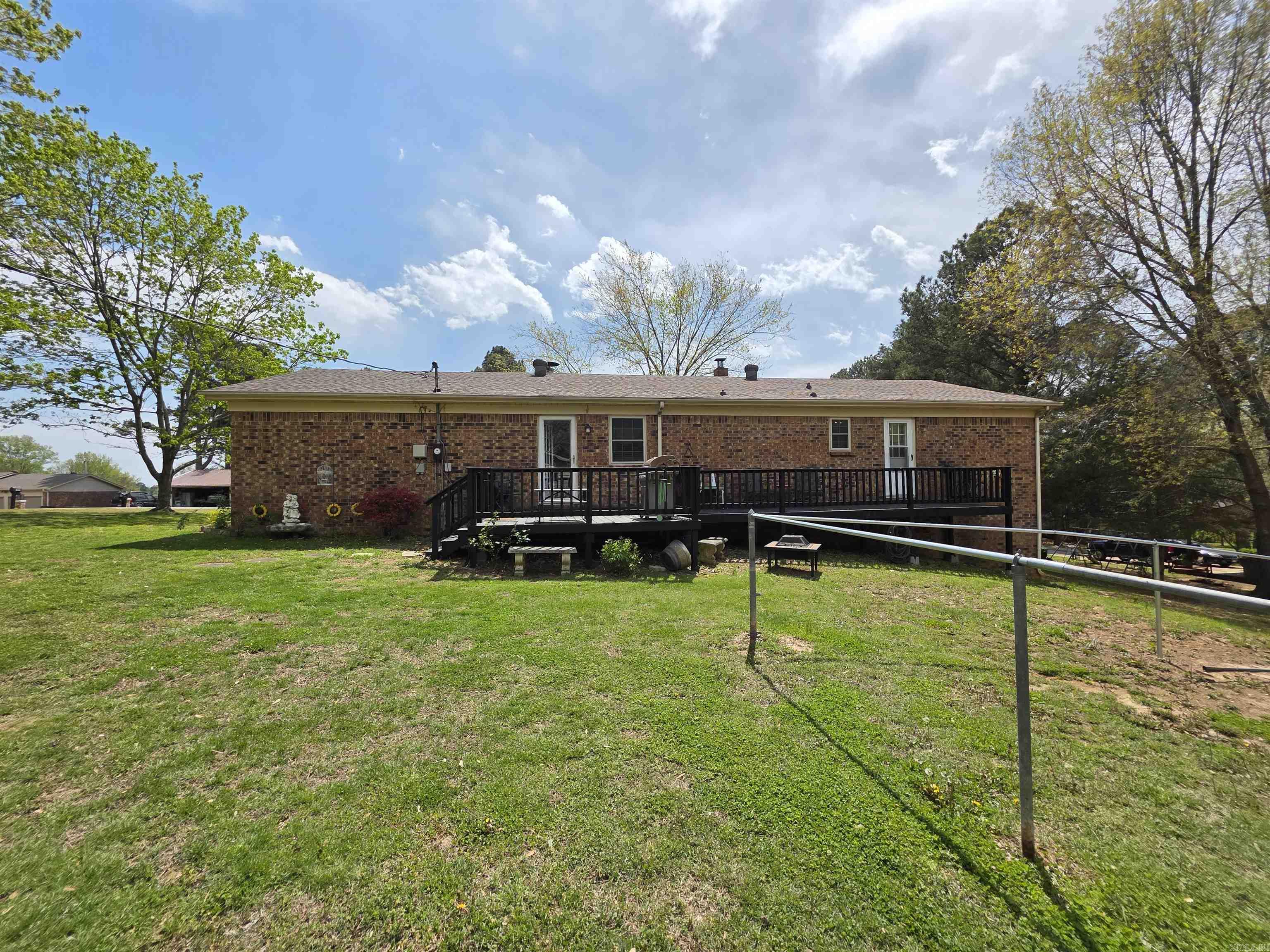 2601 Hatcher Dr Paragould, AR 72450