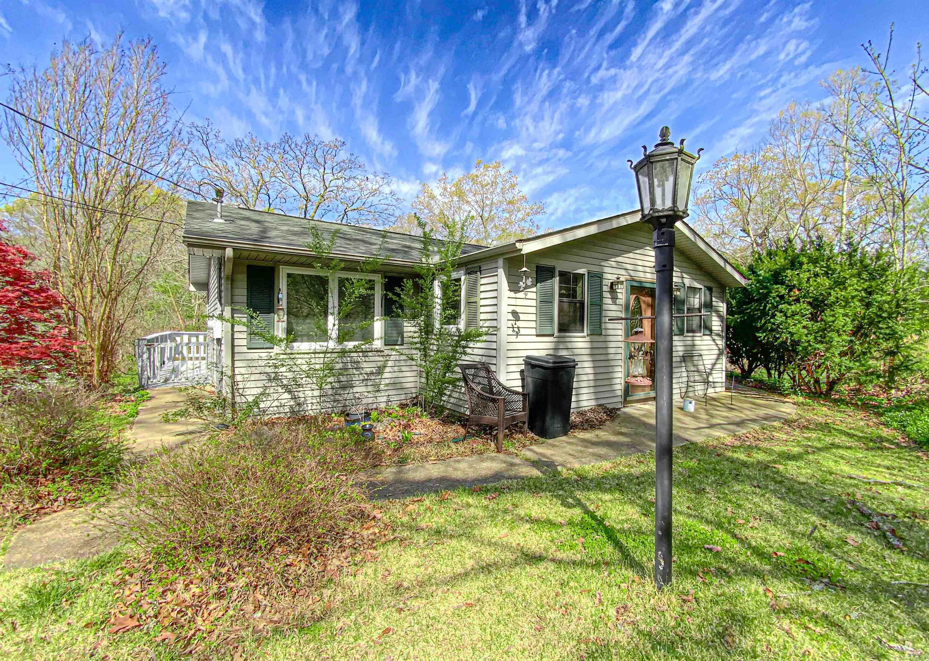 110  Walnut  Yellville, AR