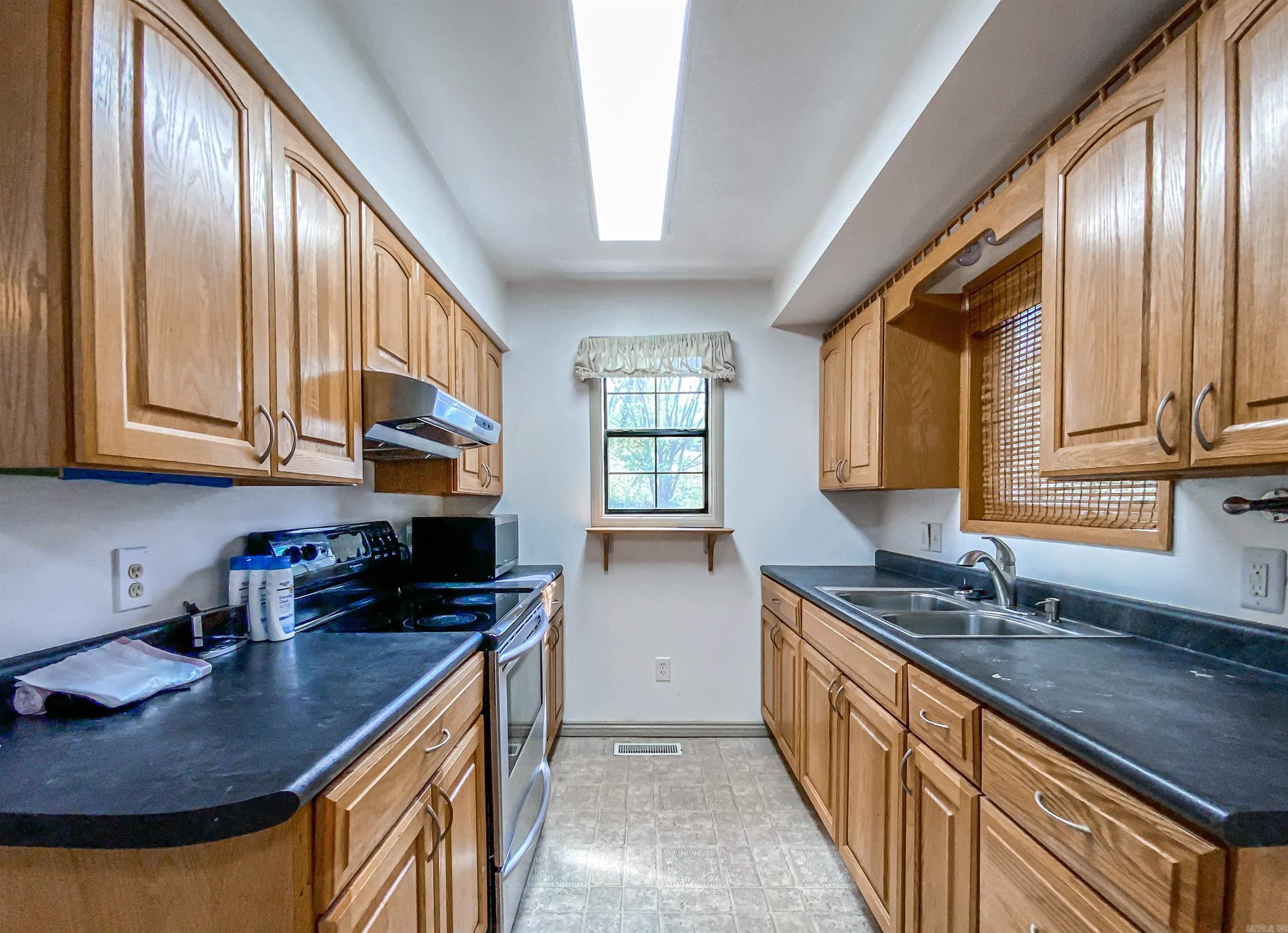 110  Walnut  Yellville, AR