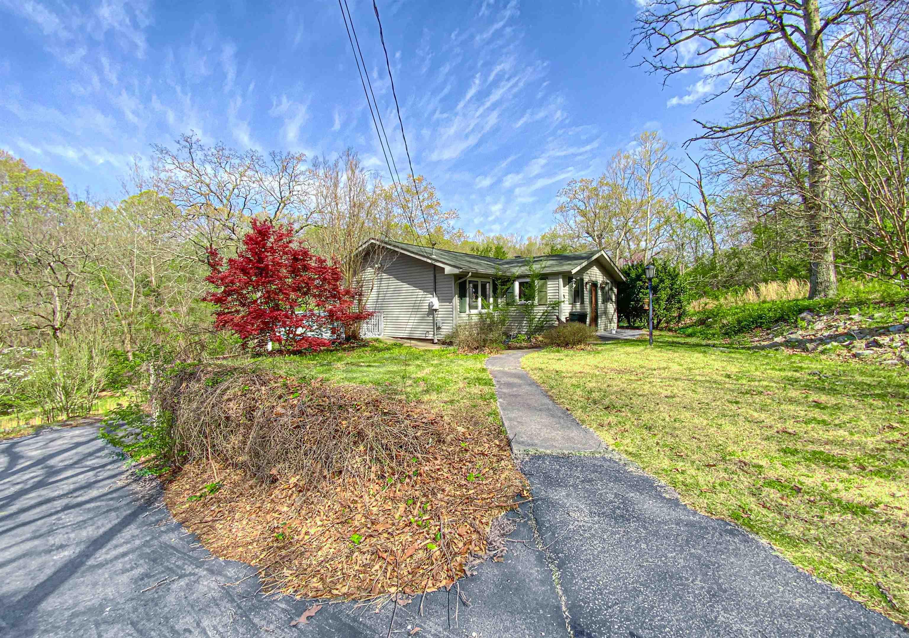 110  Walnut  Yellville, AR