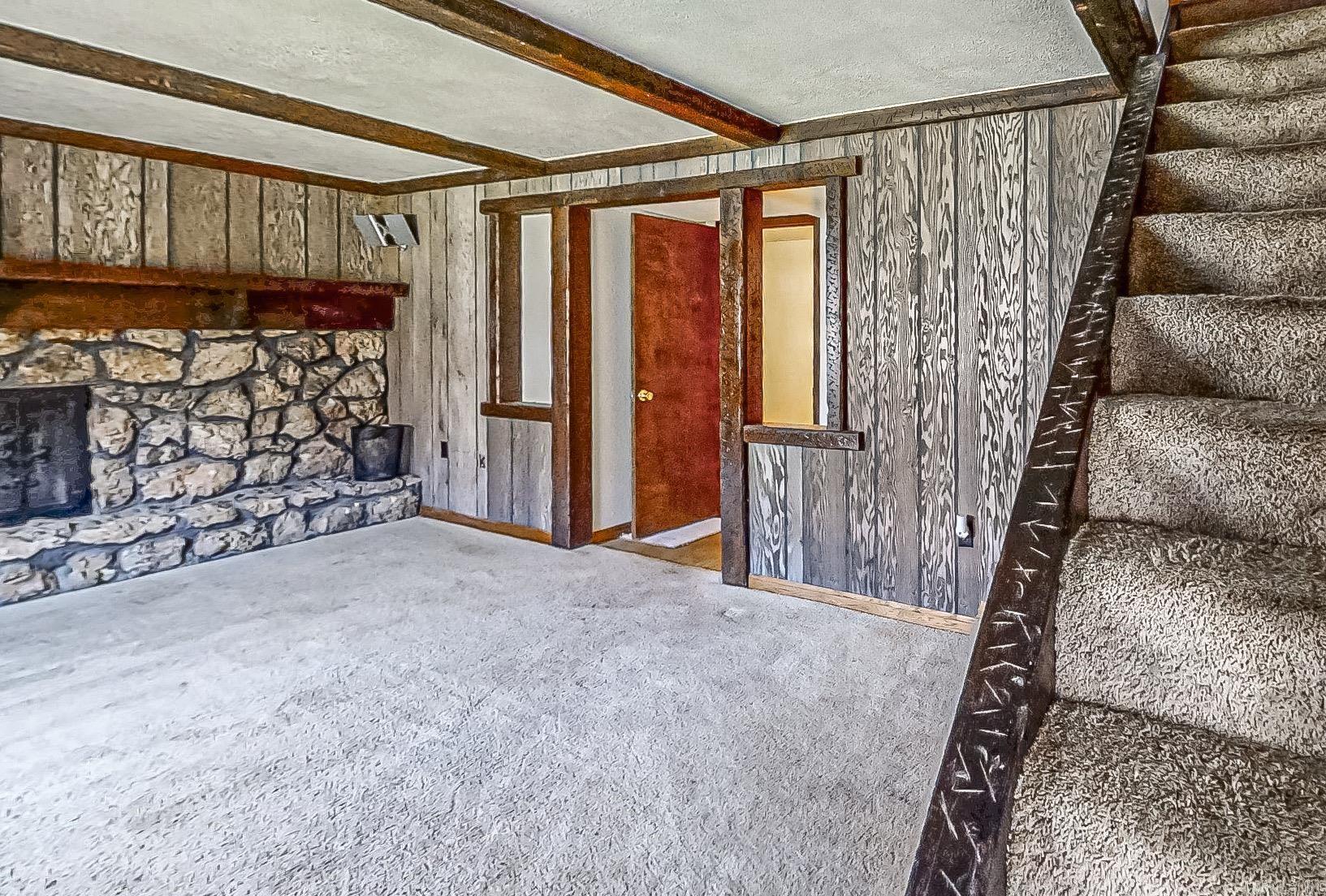 110  Walnut  Yellville, AR