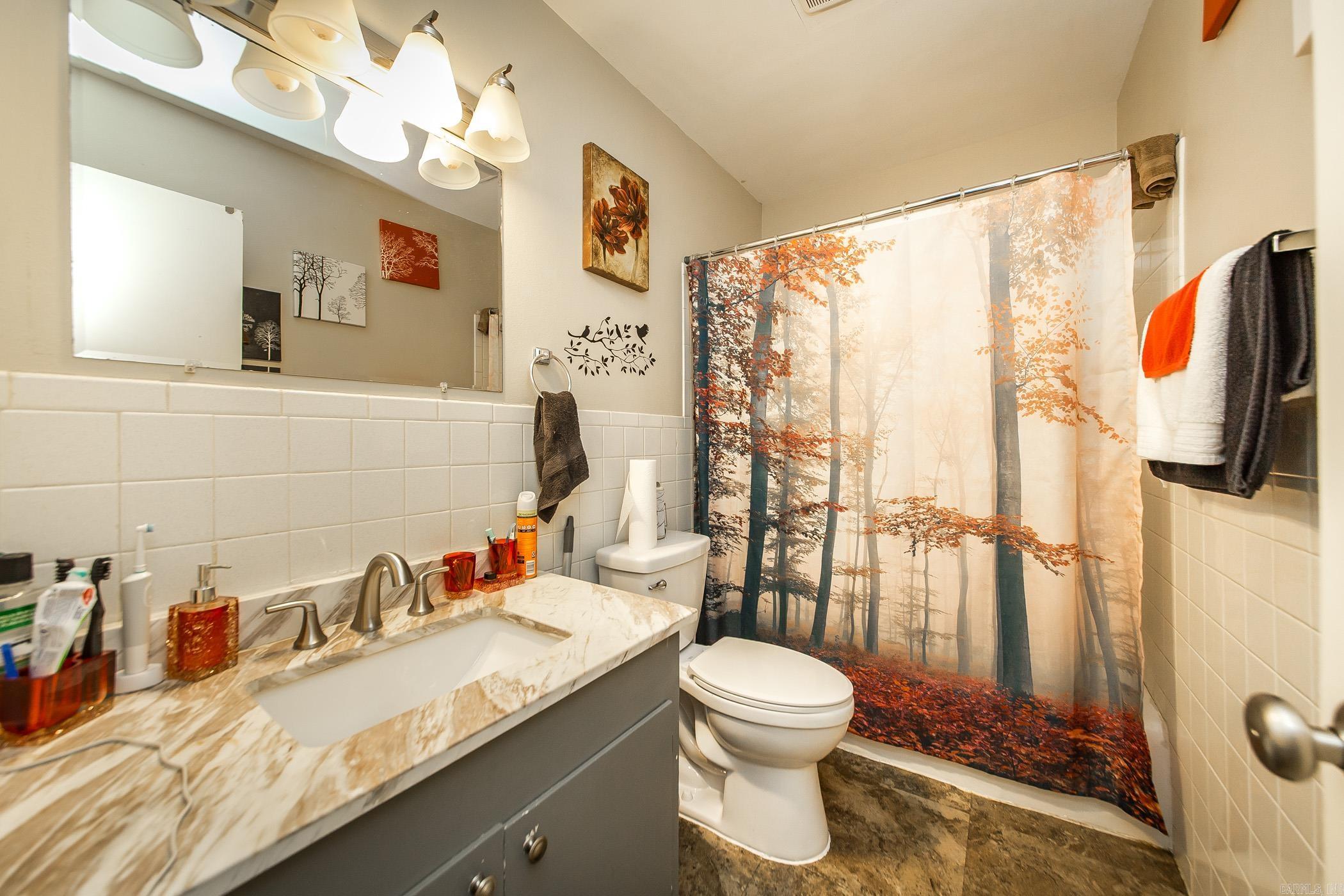 7608  T  Little Rock, AR