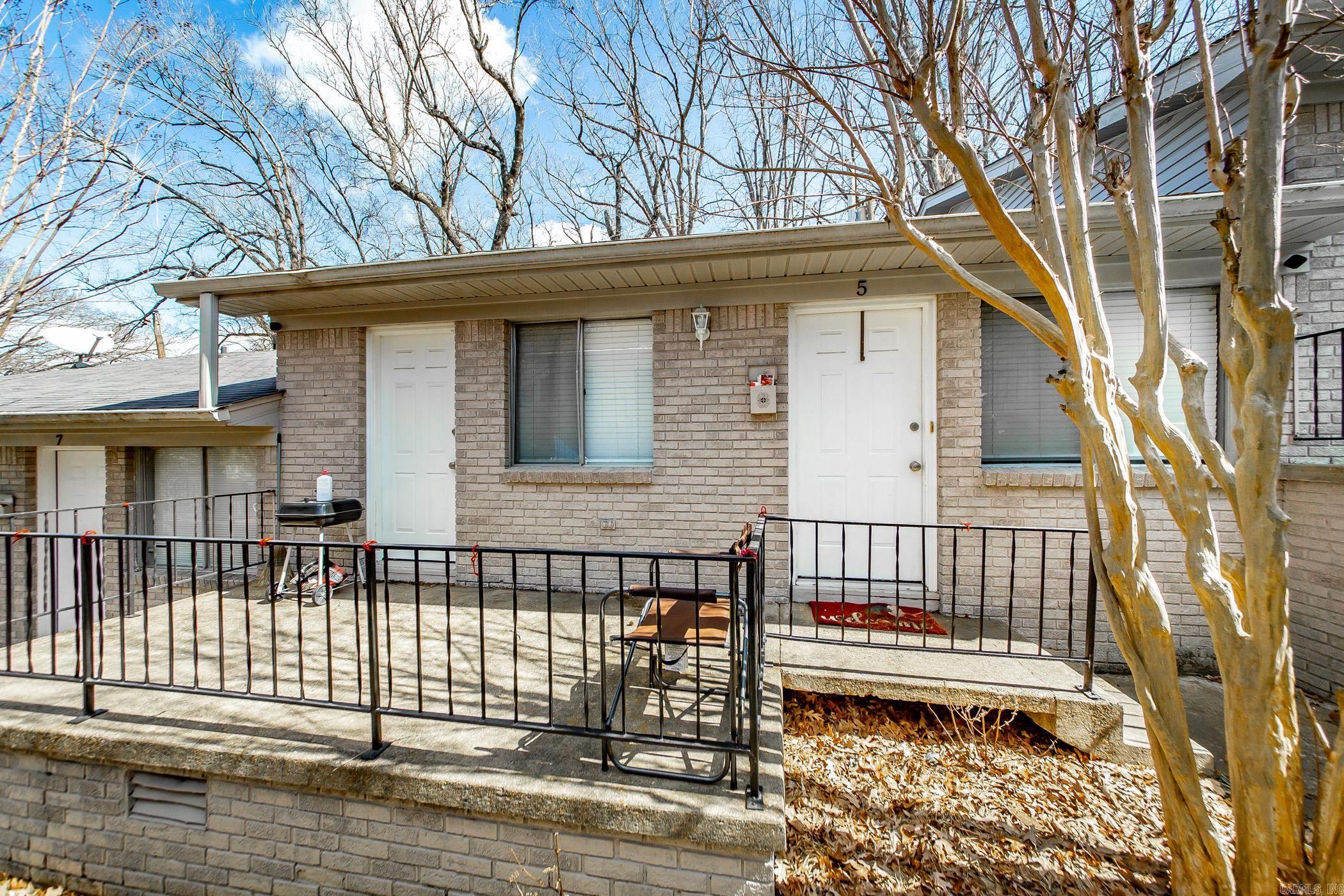 7608  T  Little Rock, AR