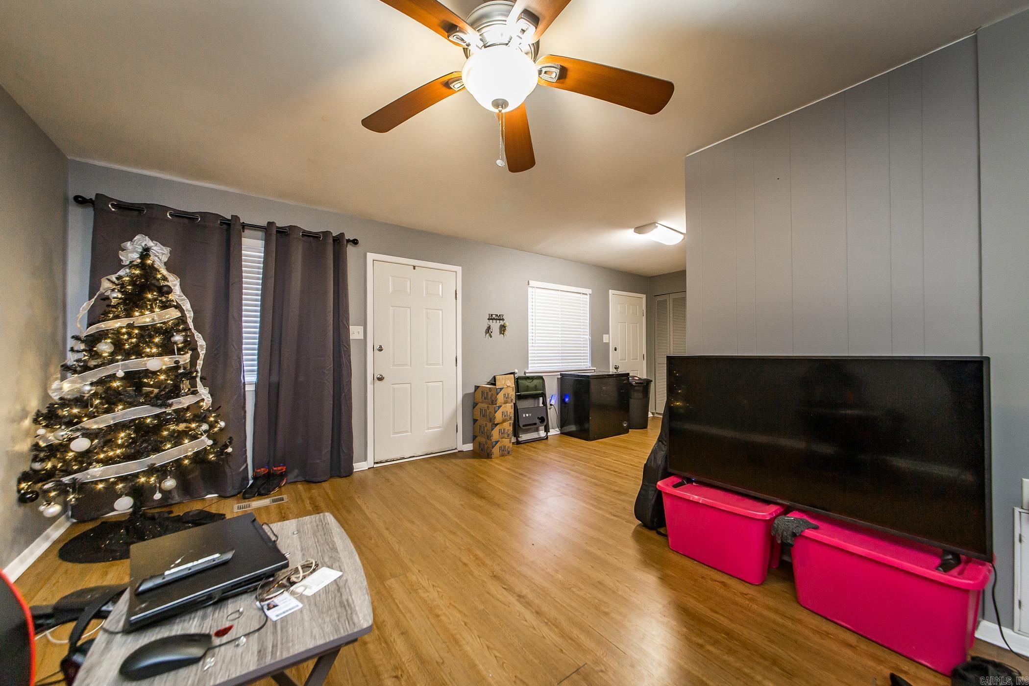 7608  T  Little Rock, AR