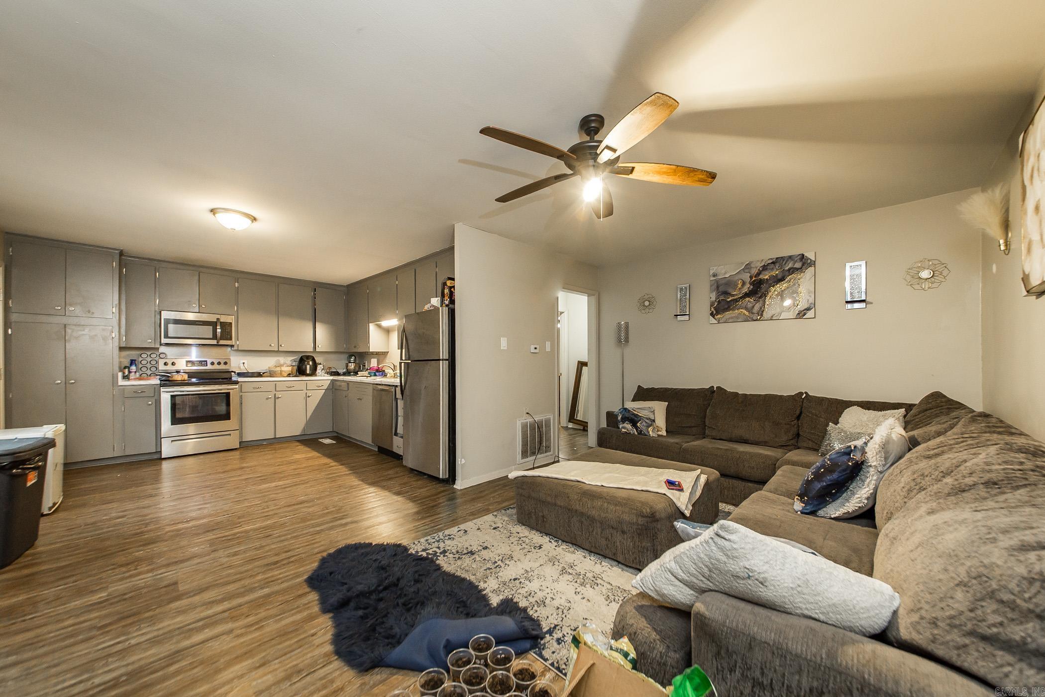 7608  T  Little Rock, AR