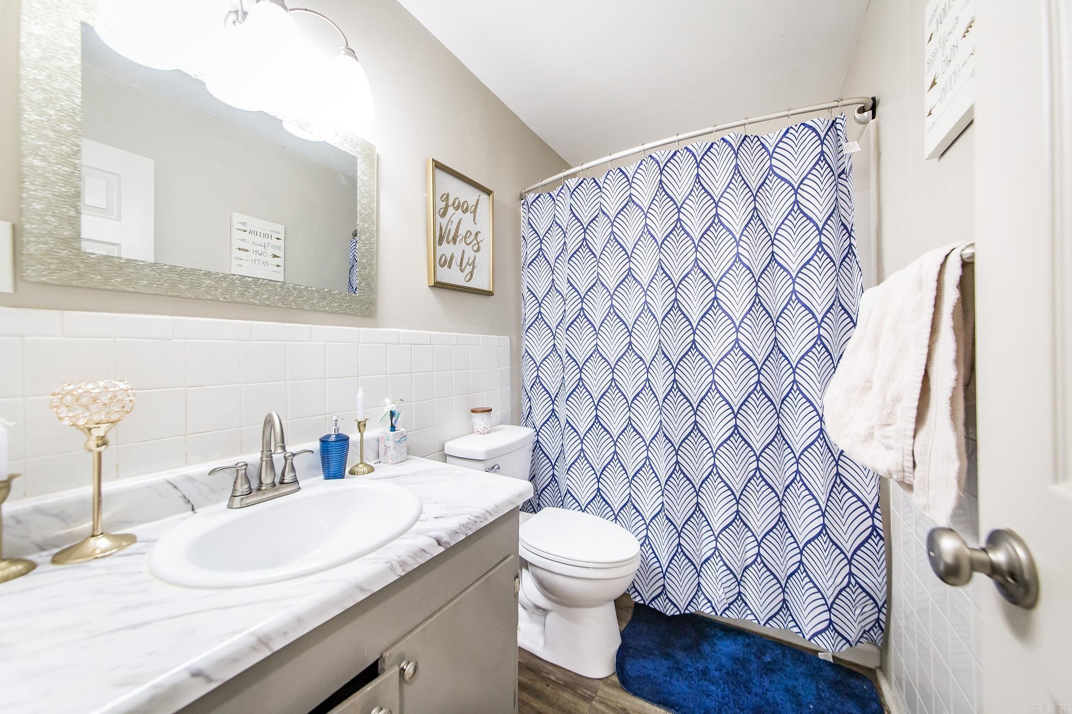7608  T  Little Rock, AR