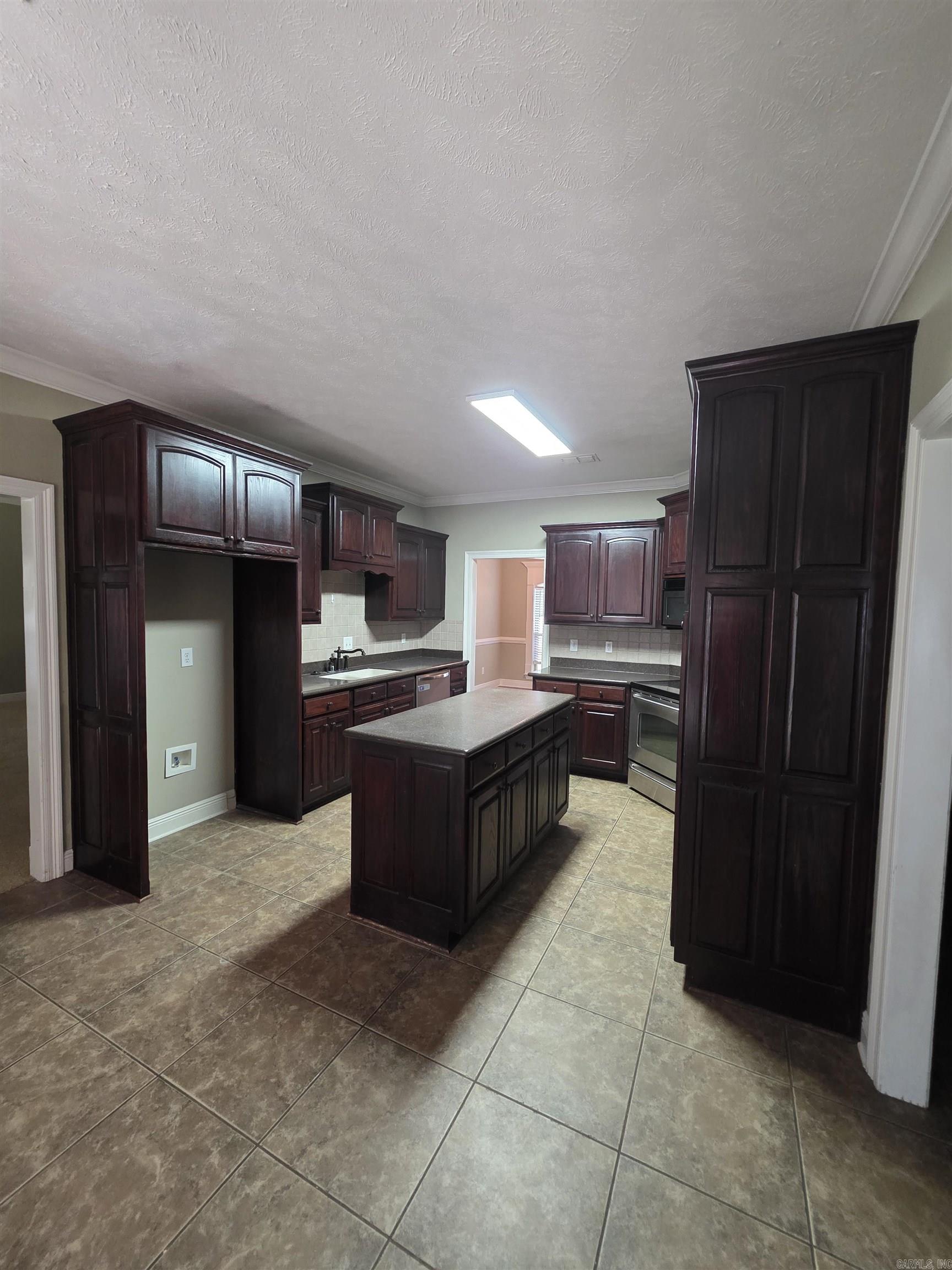 15  Talladega Loop  Cabot, AR