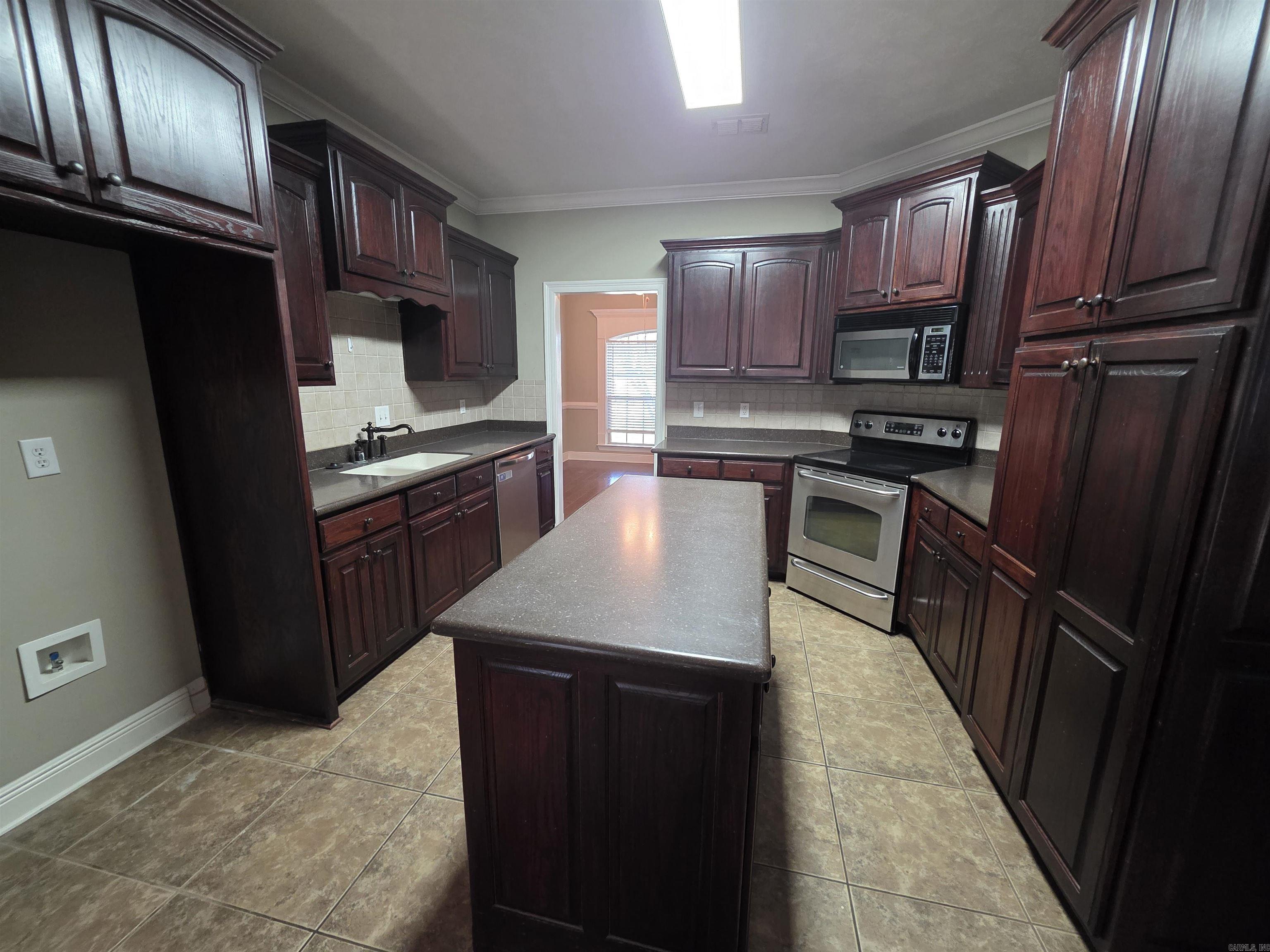 15  Talladega Loop  Cabot, AR