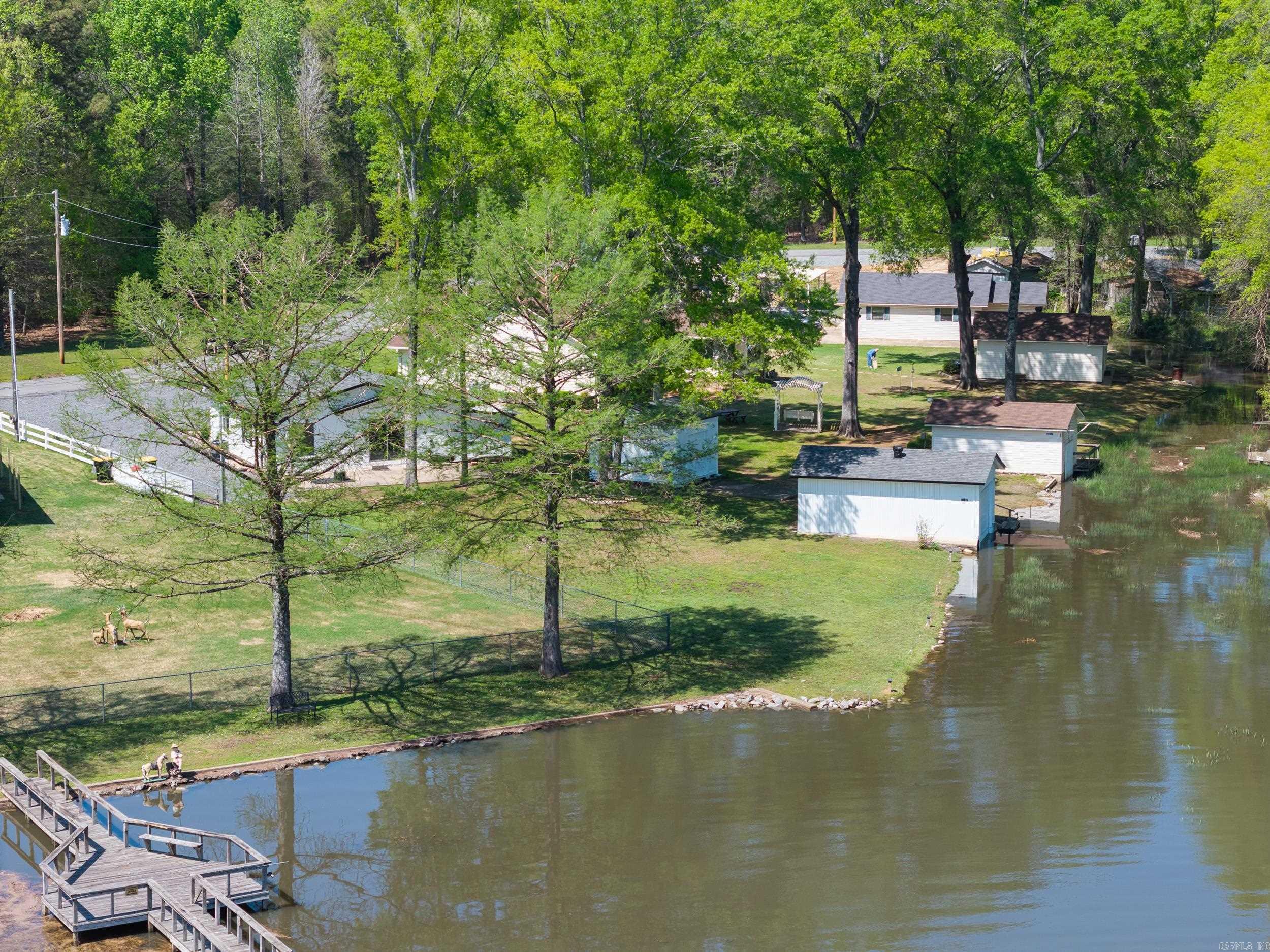 40  Roberts  Mayflower, AR