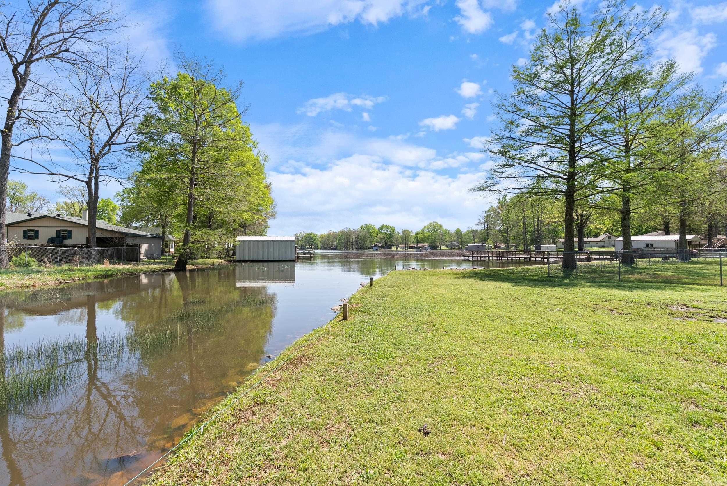 40  Roberts  Mayflower, AR