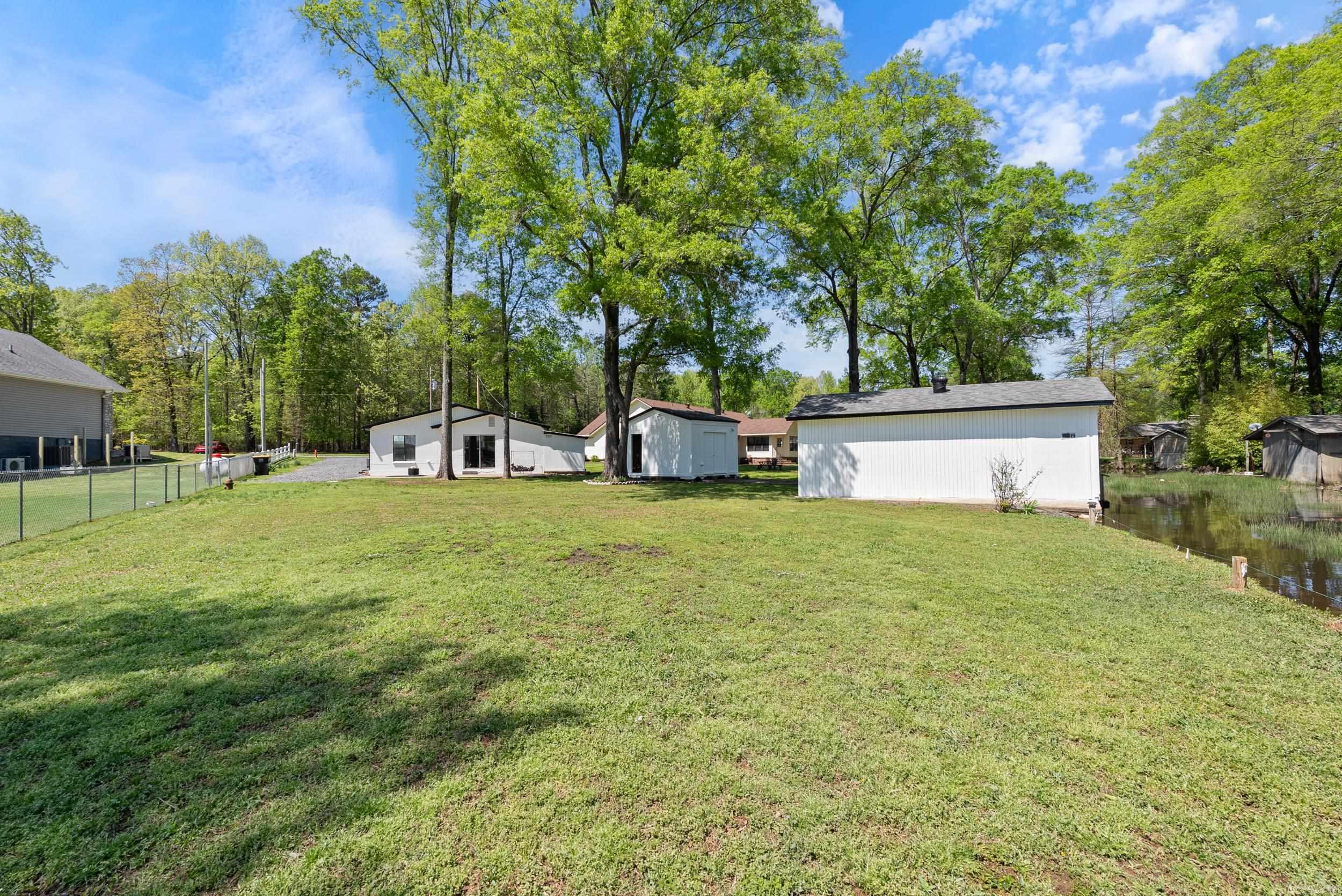 40  Roberts  Mayflower, AR