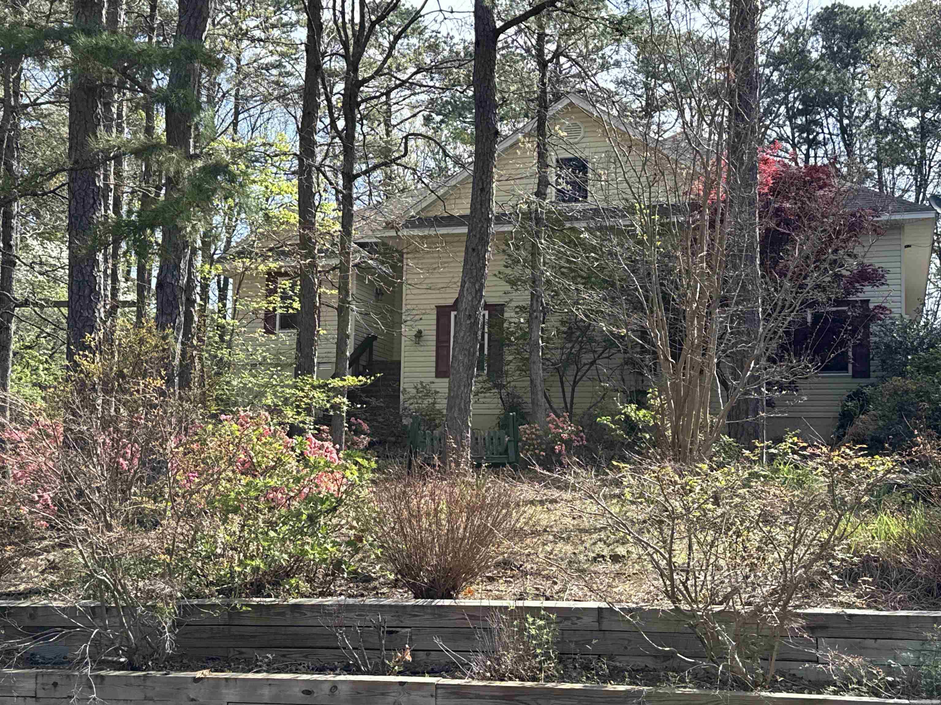 233  Rock Hill  Fairfield Bay, AR