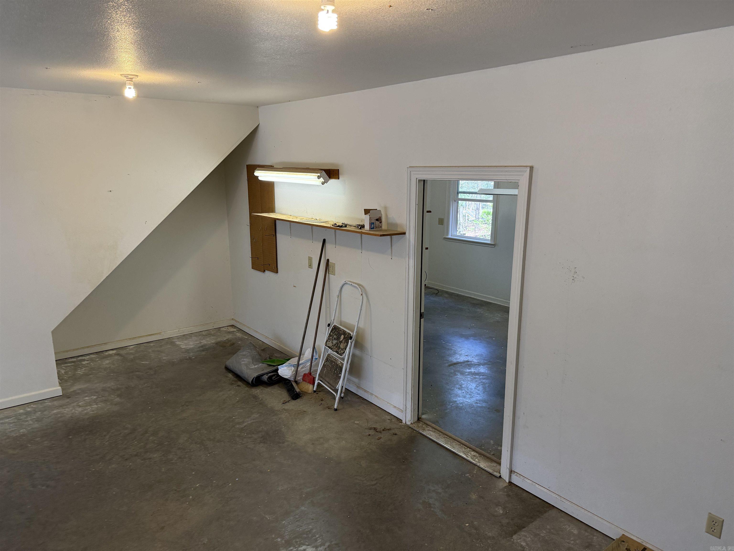 233  Rock Hill  Fairfield Bay, AR