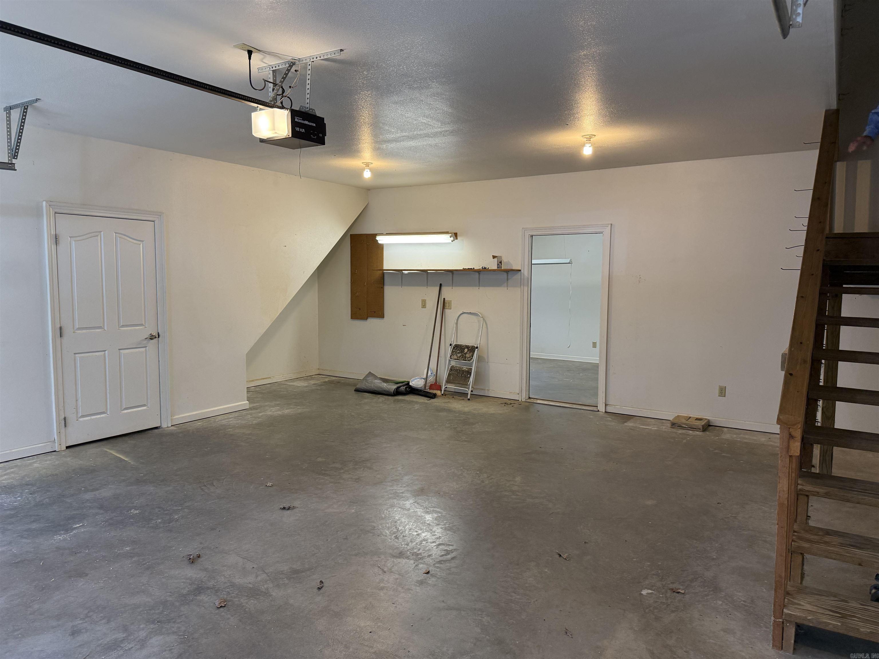 233  Rock Hill  Fairfield Bay, AR