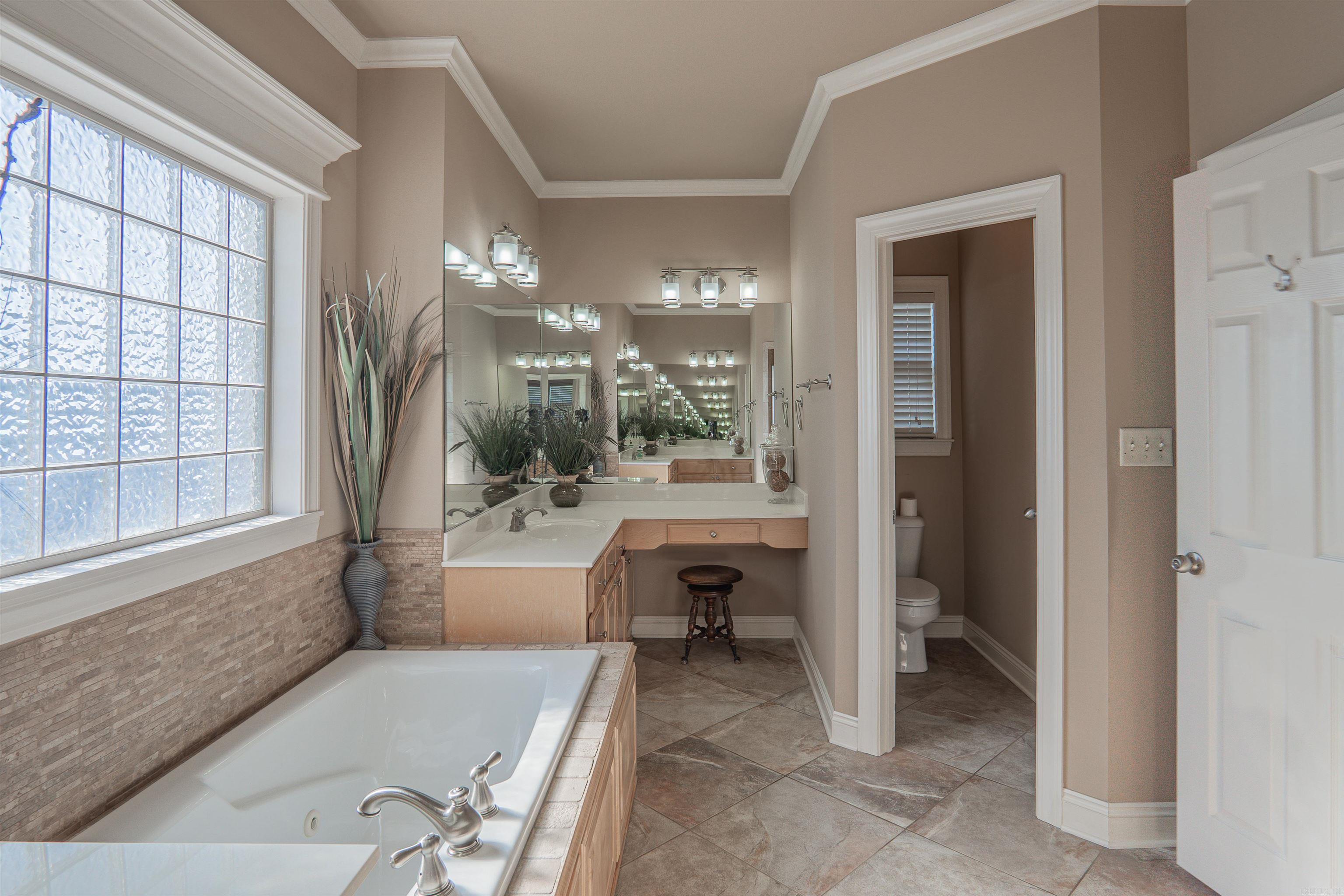 813  Cascade Dr  Cabot, AR