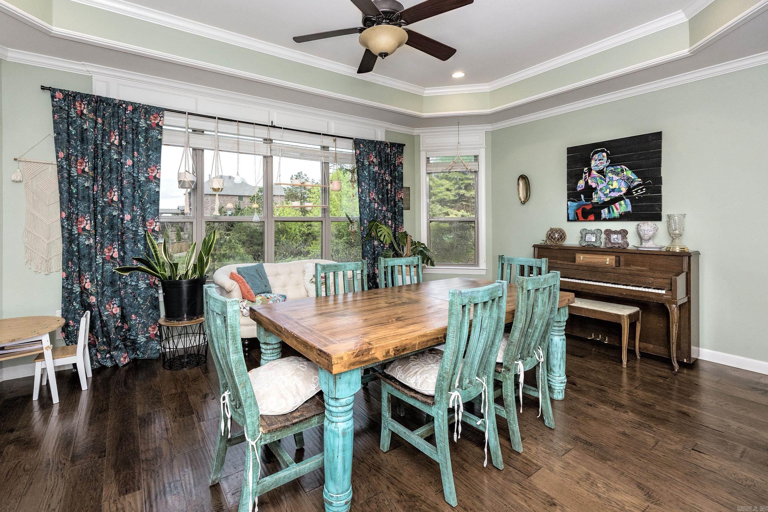 124  Crestview Dr  Maumelle, AR