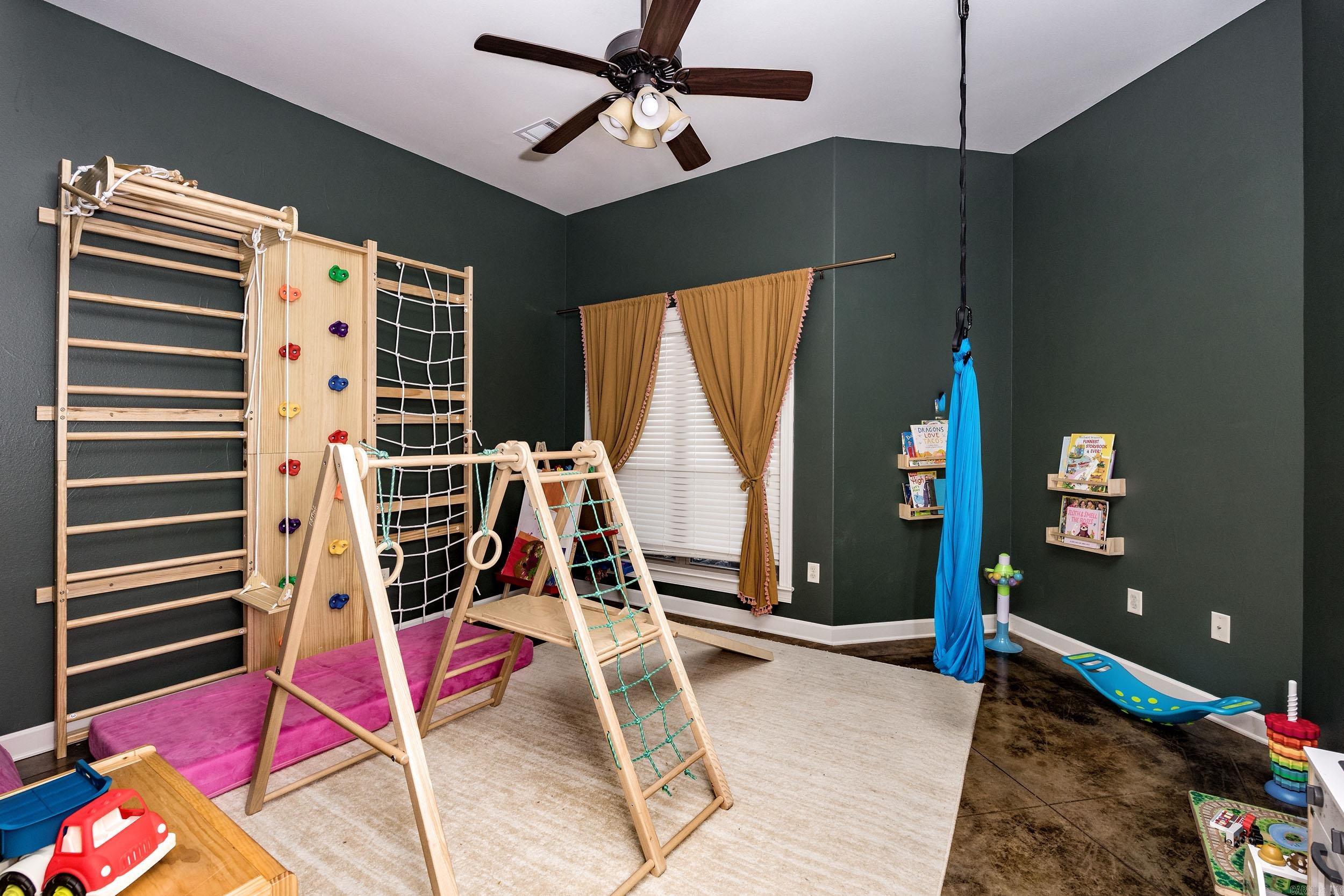 124  Crestview Dr  Maumelle, AR
