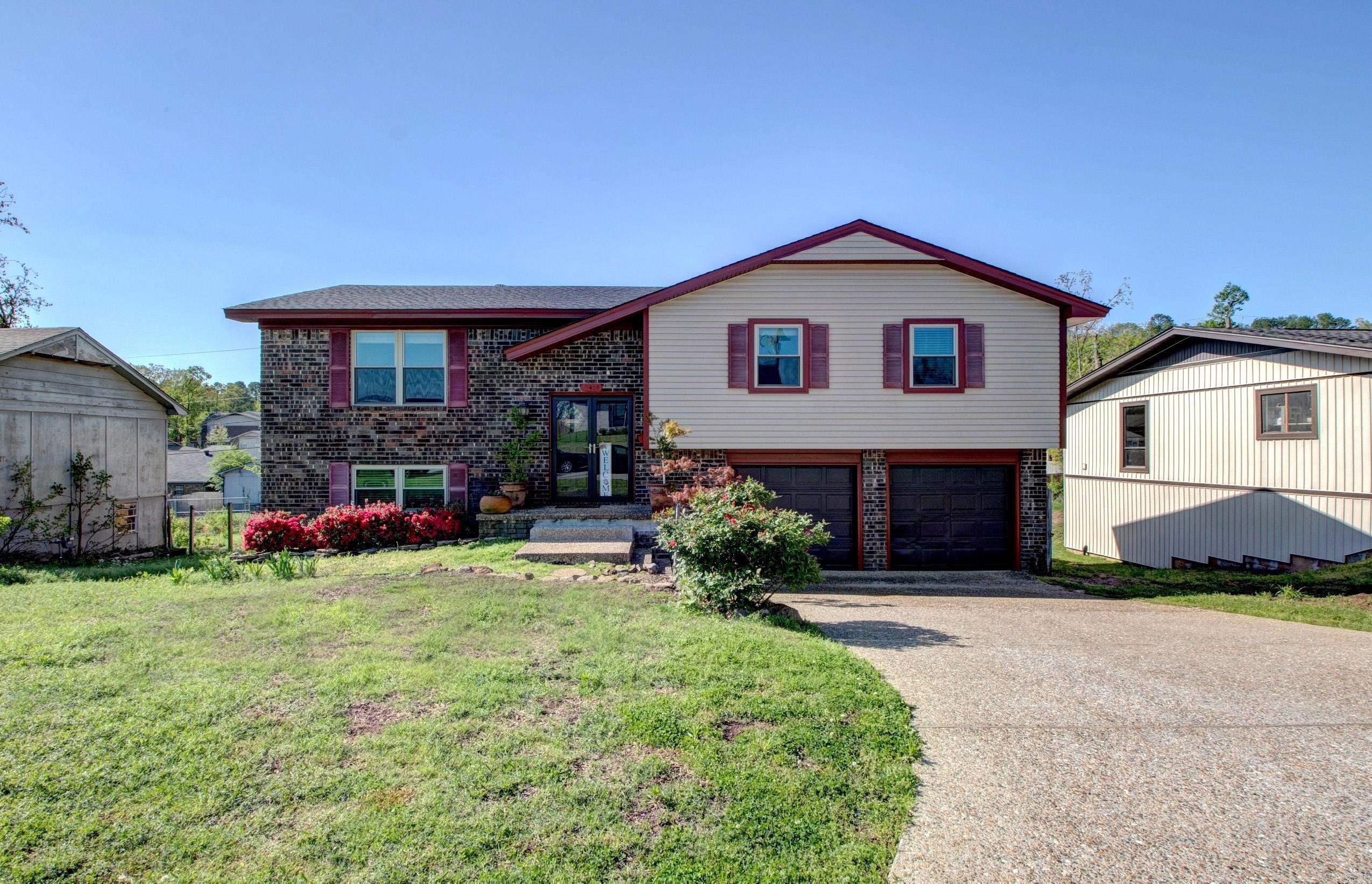 11409 E Stoney Point  Little Rock, AR
