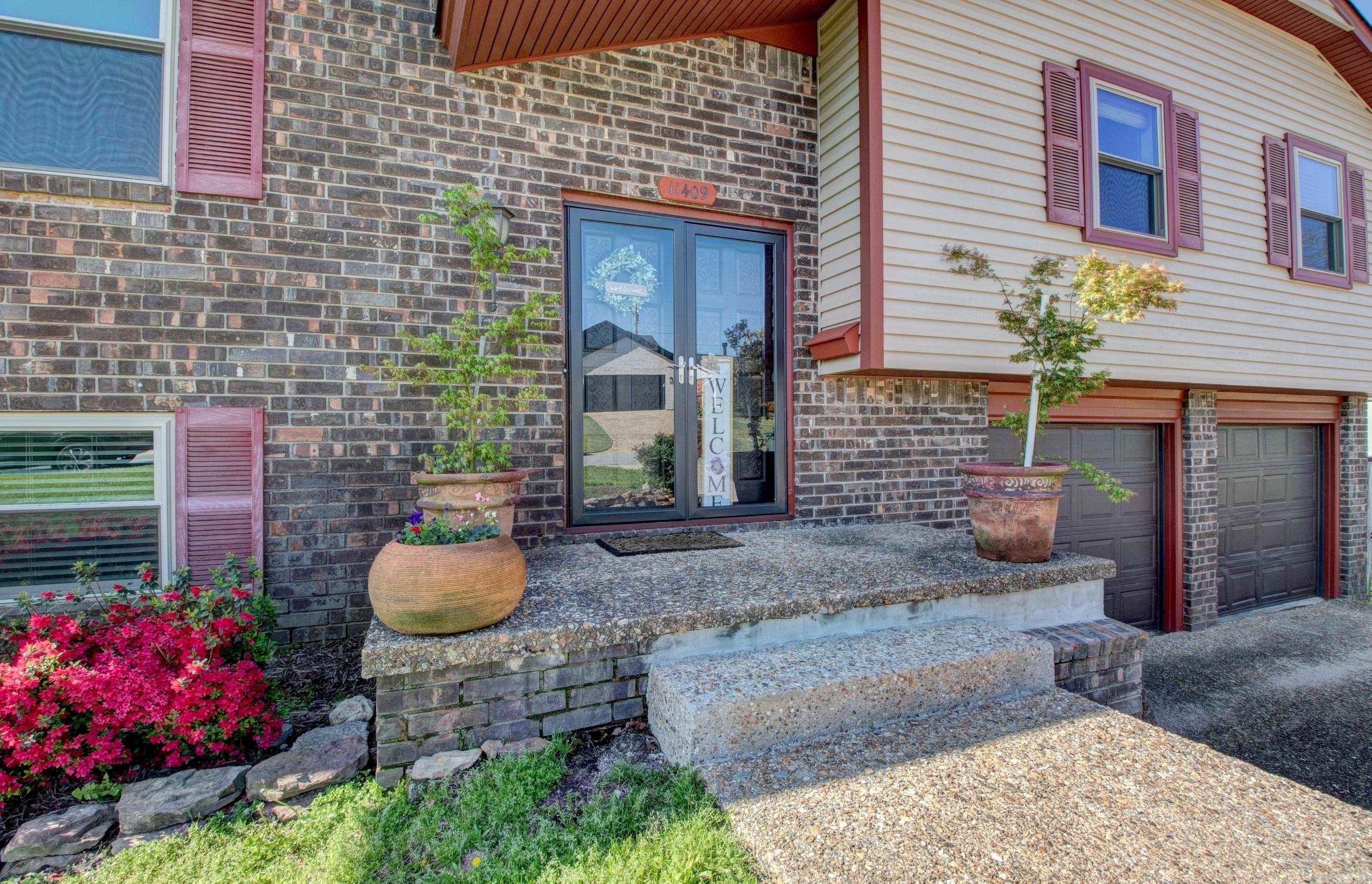 11409 E Stoney Point  Little Rock, AR
