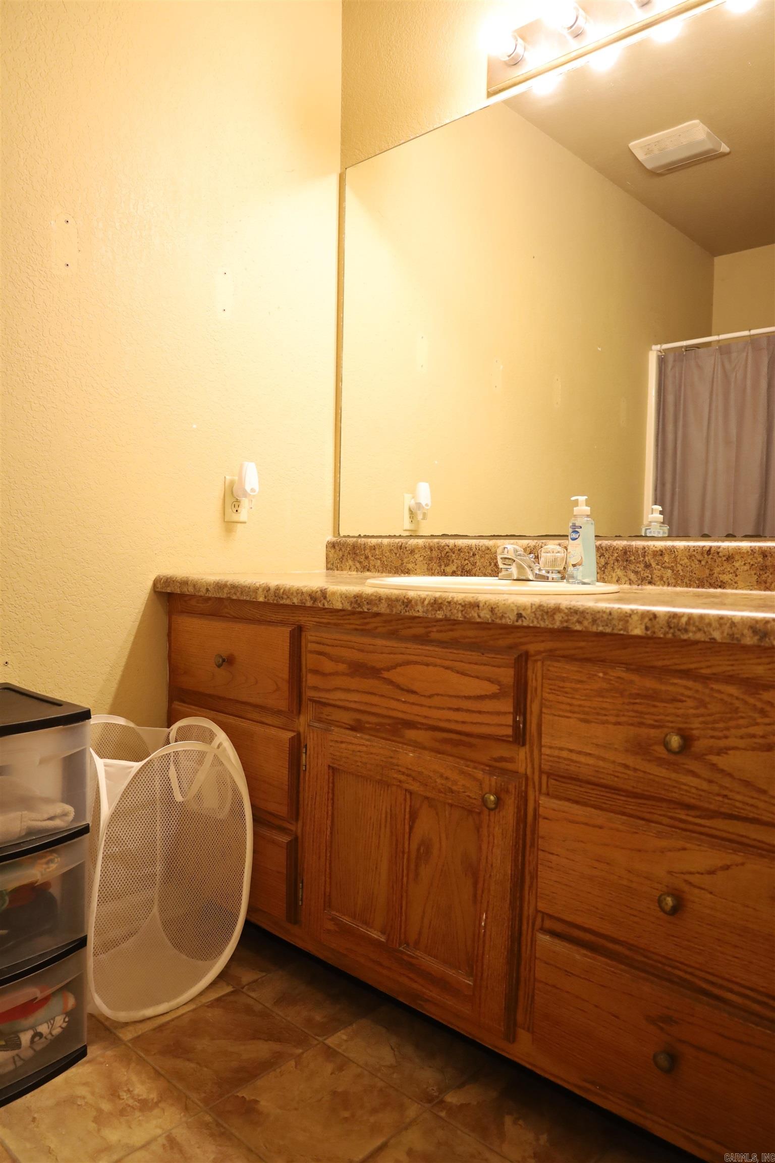 5703 and 5705  Cedar St  Paragould, AR