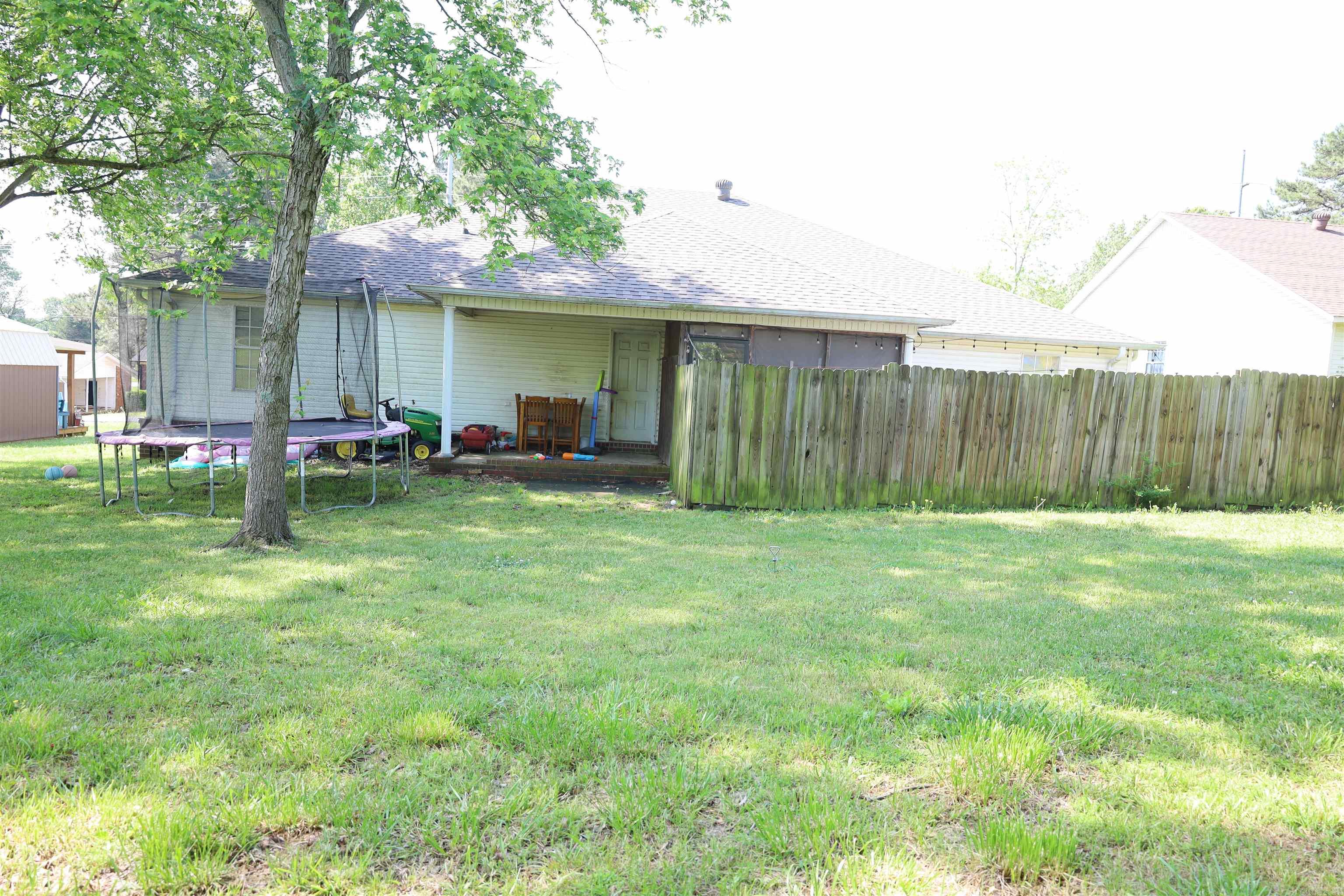 5703 and 5705  Cedar St  Paragould, AR