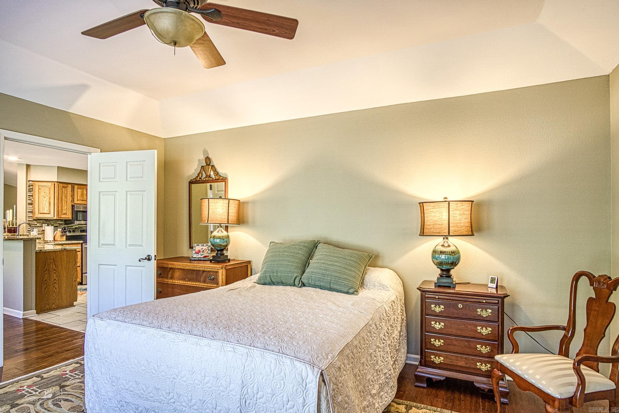 9  Isla Mujeres  Hot Springs Village, AR