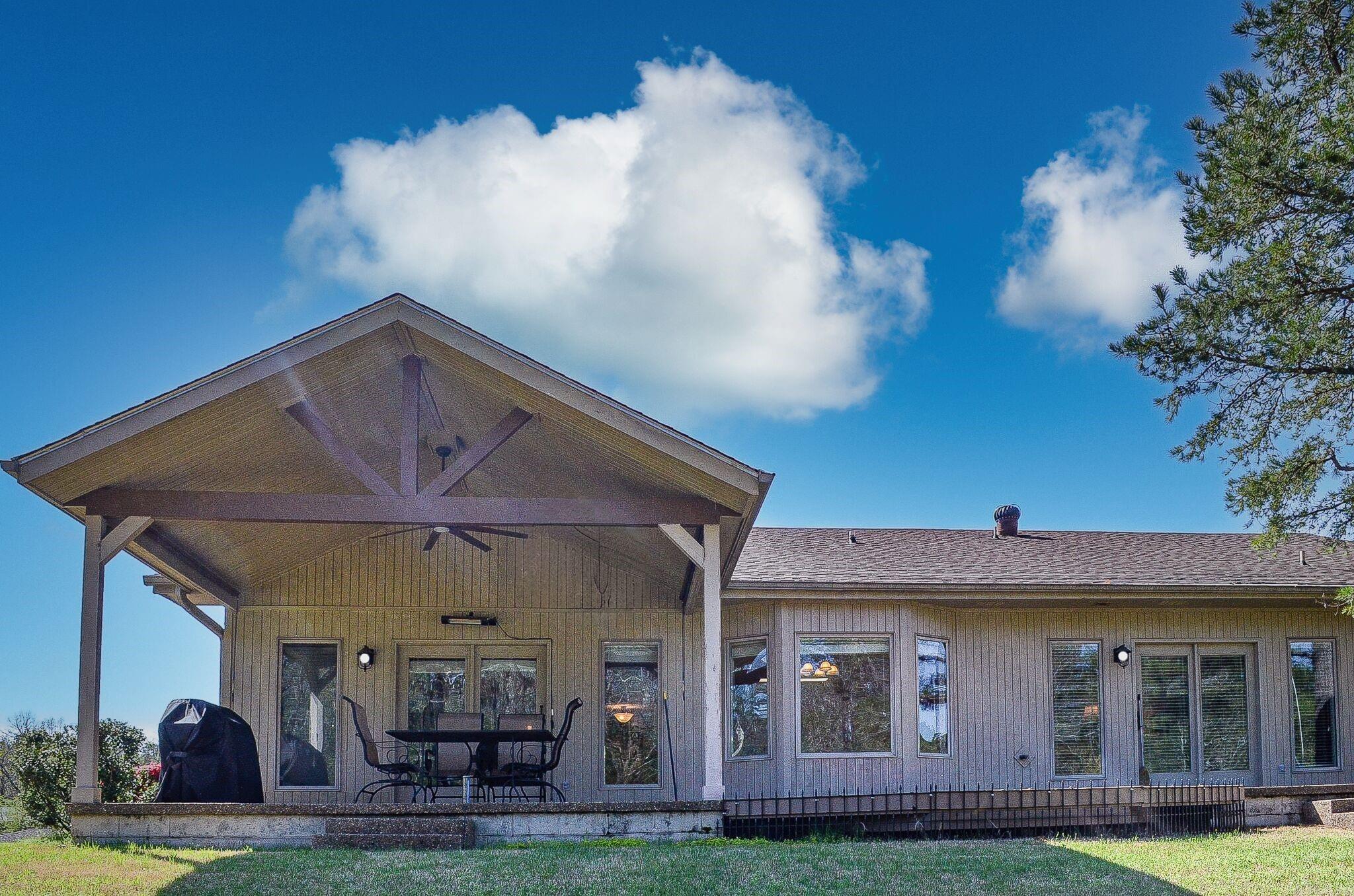 9  Isla Mujeres  Hot Springs Village, AR
