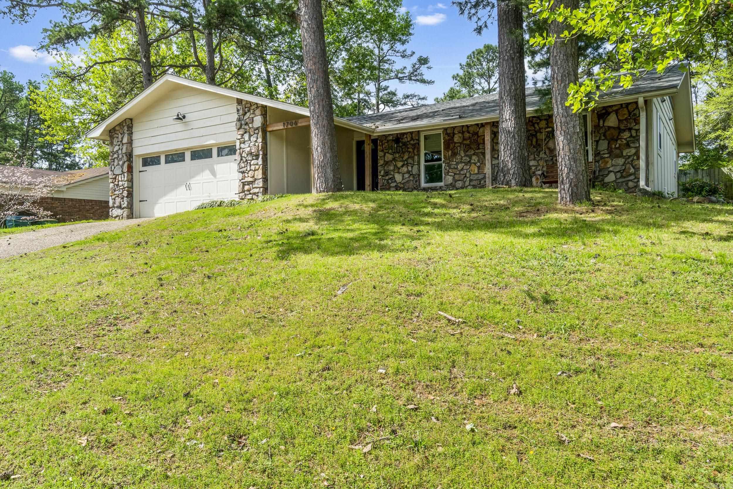 1706  Shumate  Little Rock, AR