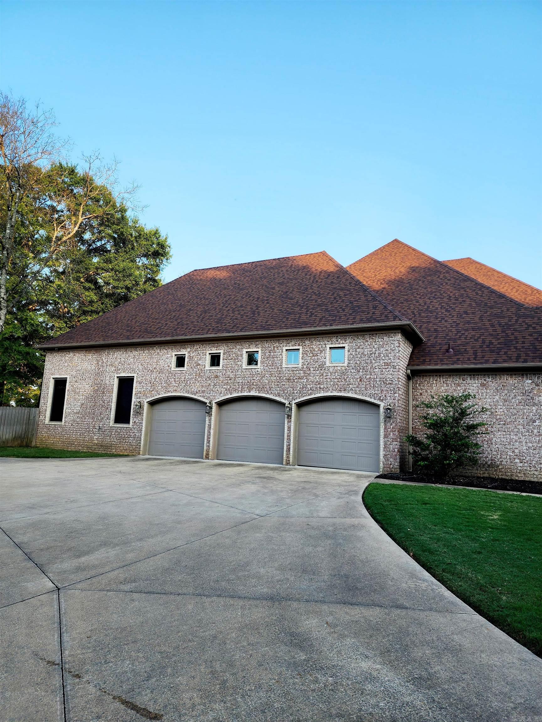 6524  Westminster  Benton, AR