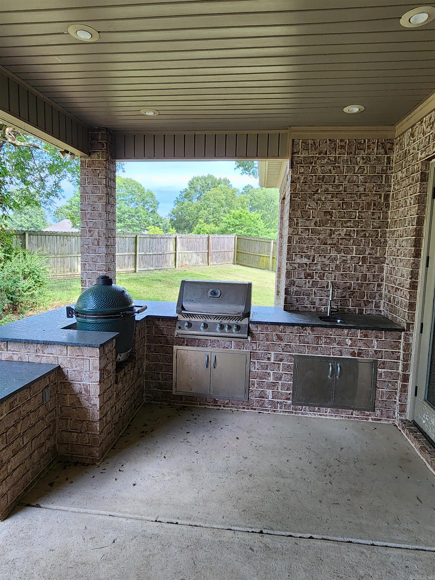 6524  Westminster  Benton, AR