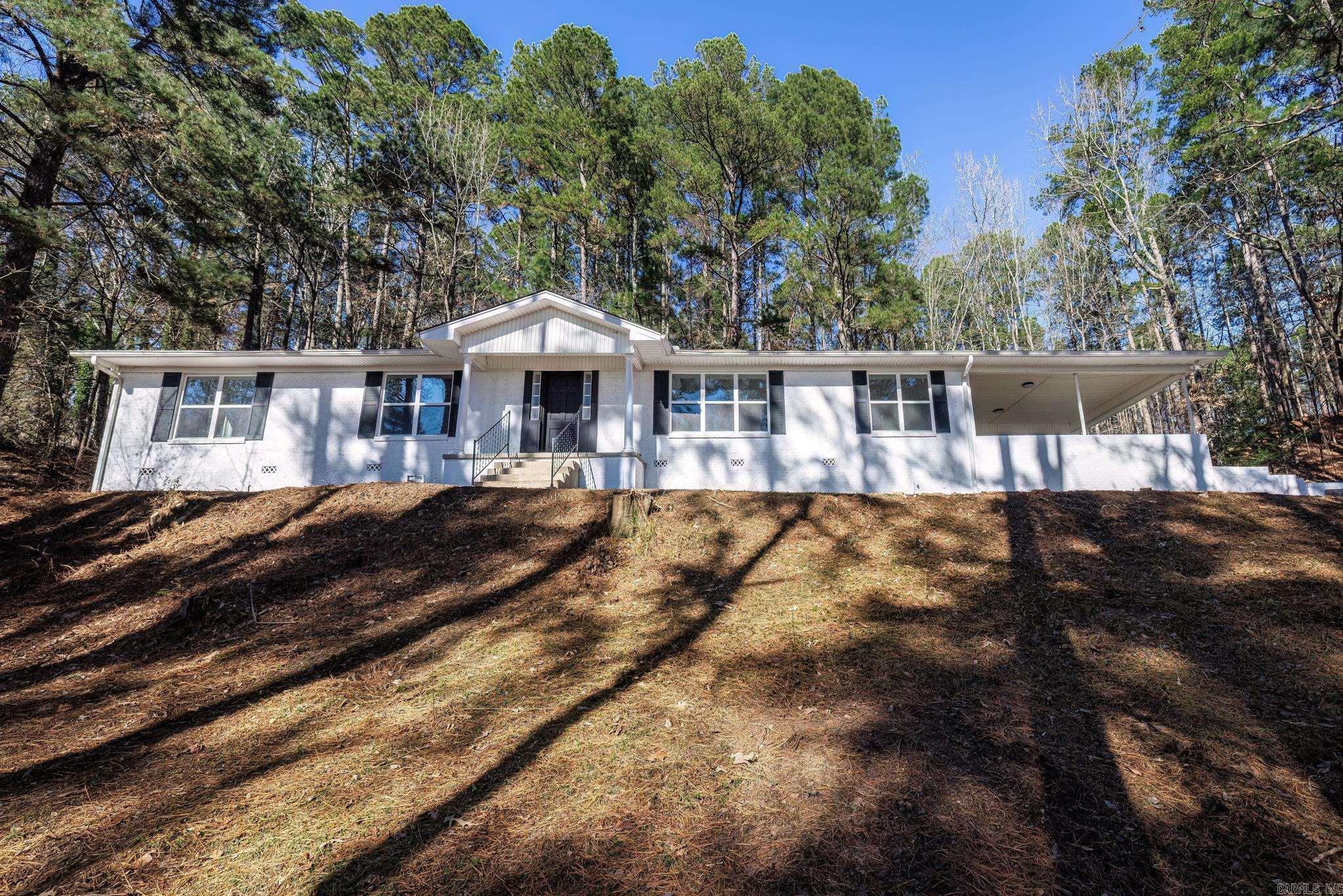 736 Beech Circle Arkadelphia, AR 71923