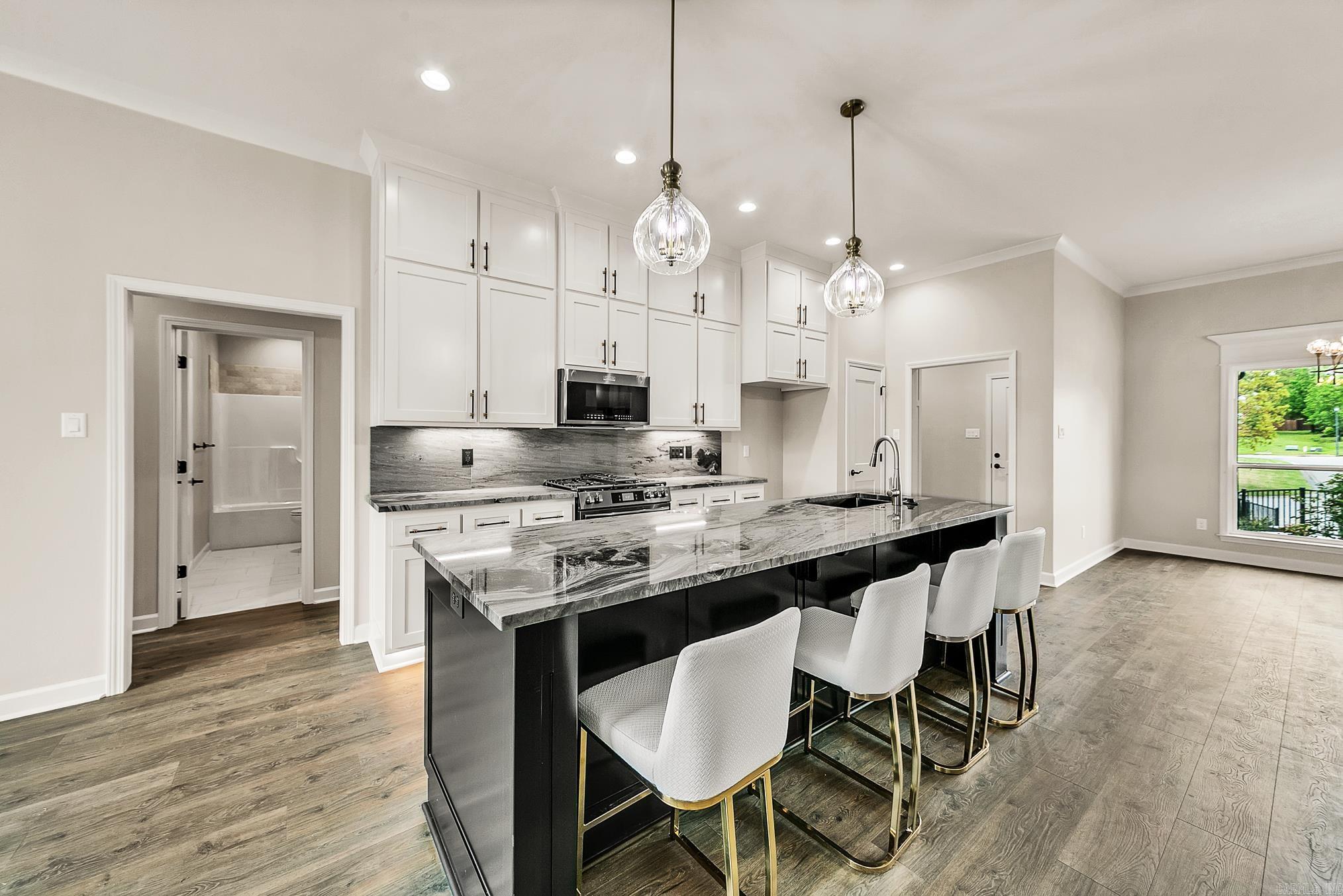 16  Hickory  Cabot, AR