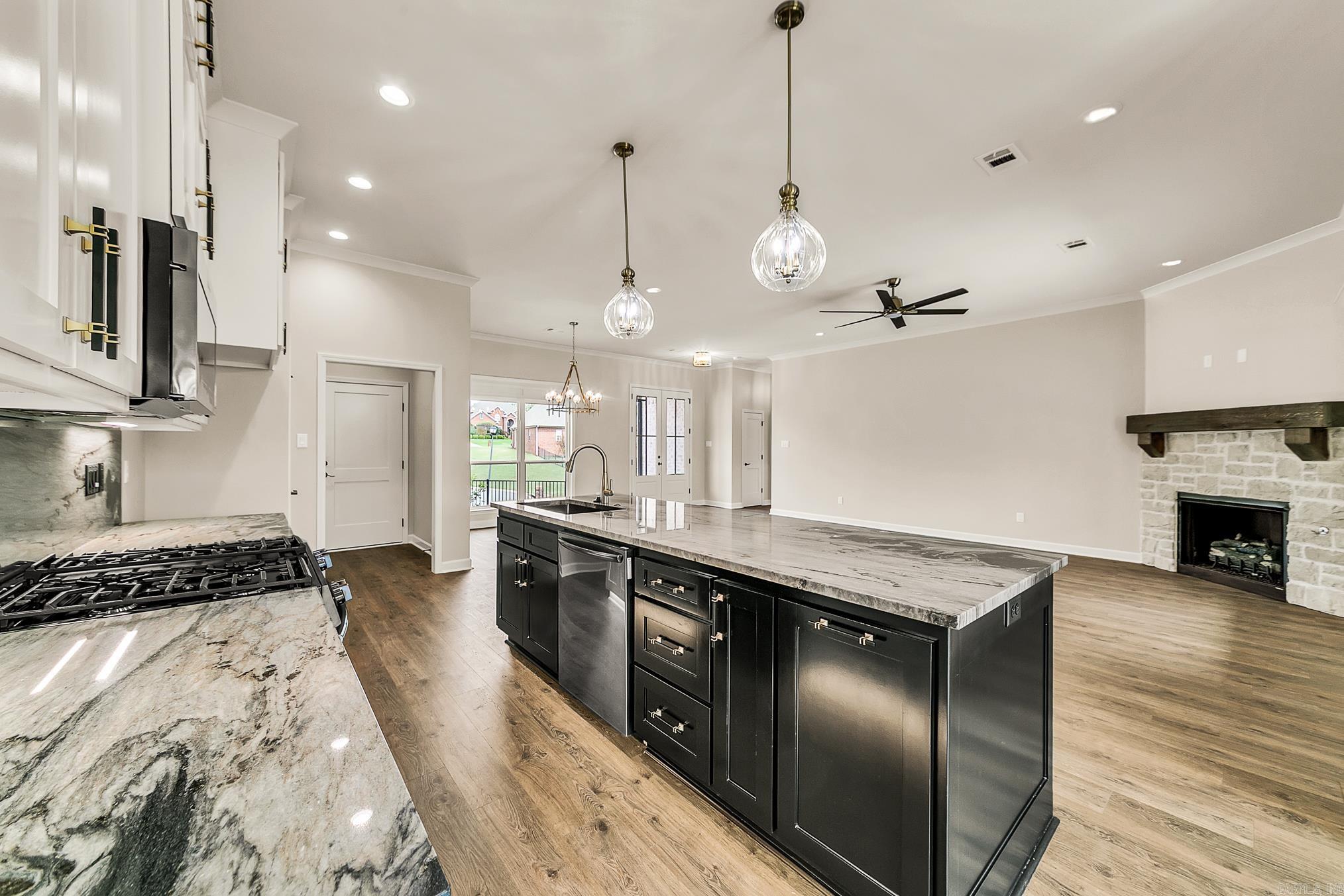 16  Hickory  Cabot, AR