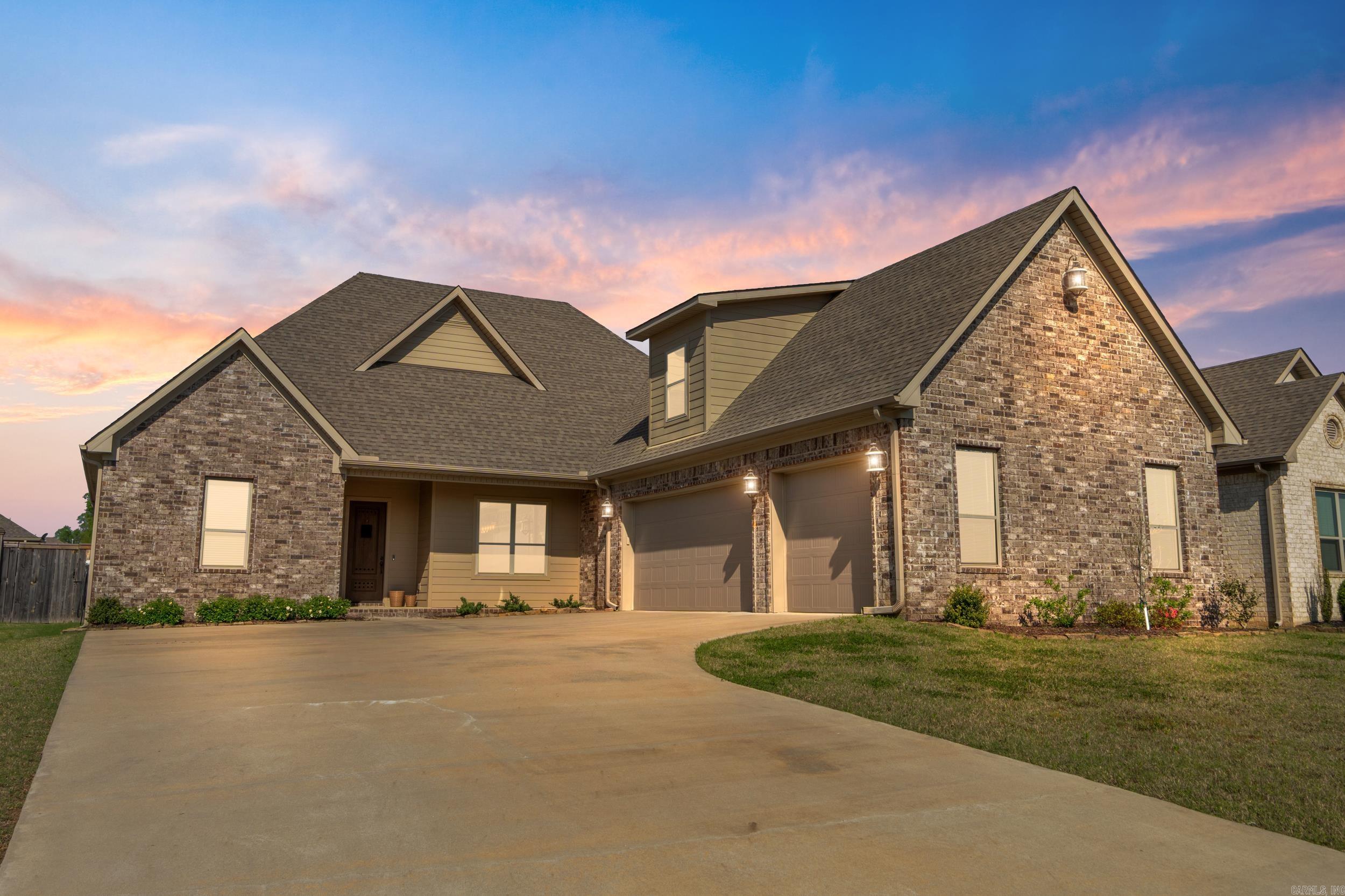 106  Natural  Maumelle, AR