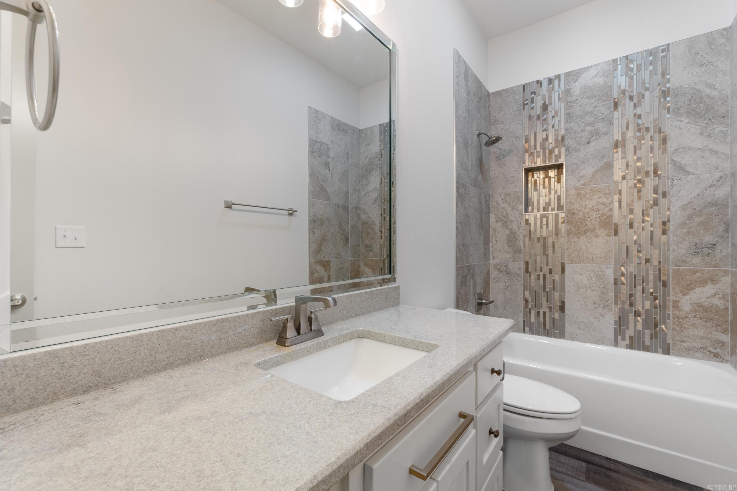 106  Natural  Maumelle, AR