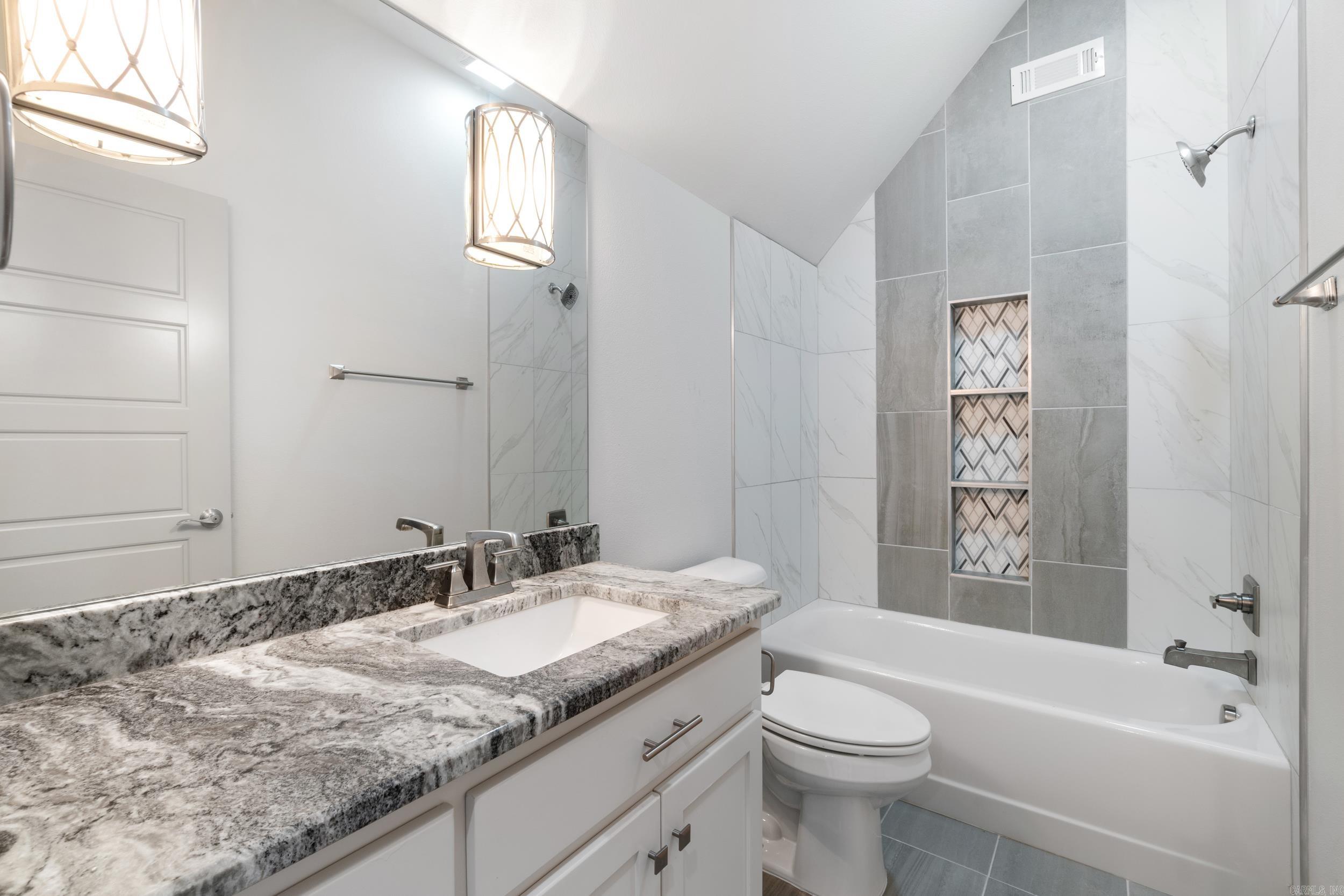 106  Natural  Maumelle, AR
