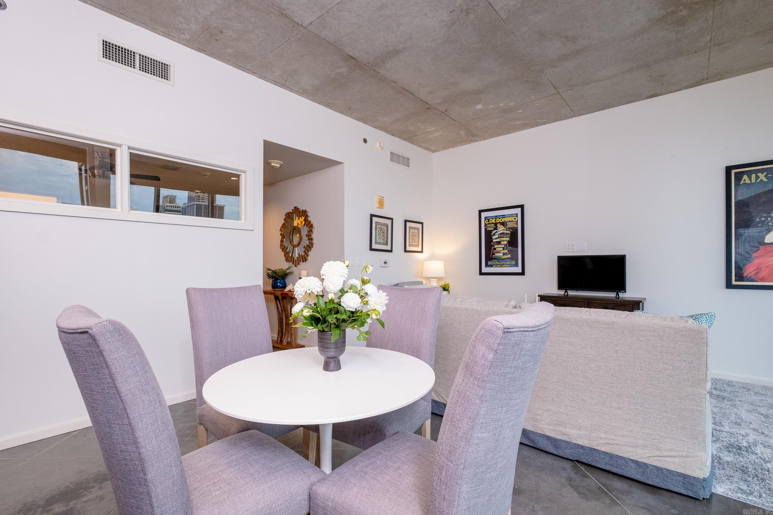 315  Rock #704 Little Rock, AR