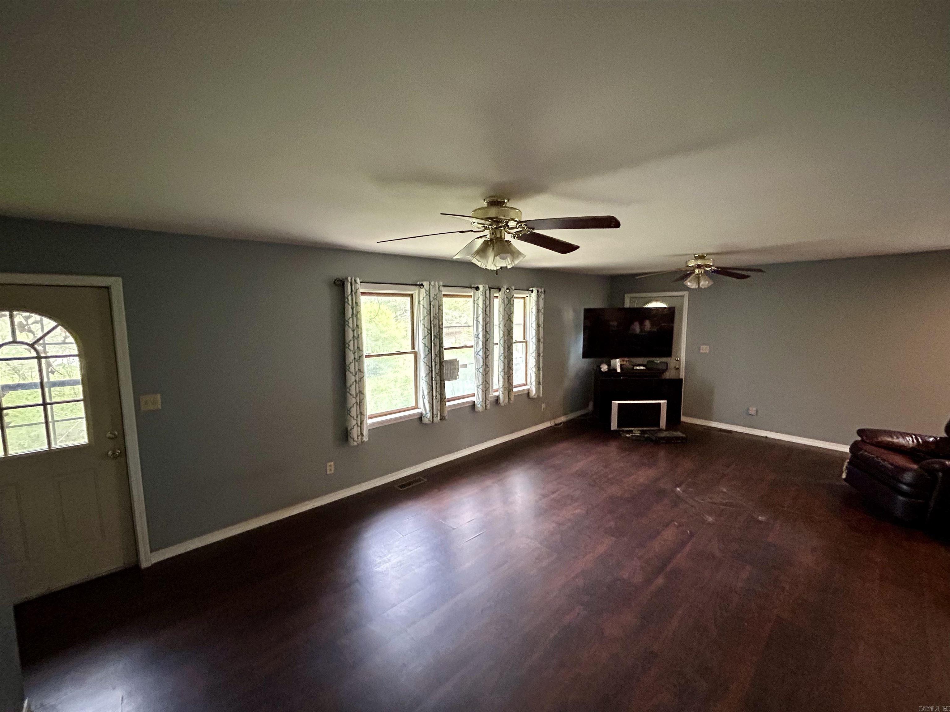 574  Choctaw Landing  Clinton, AR