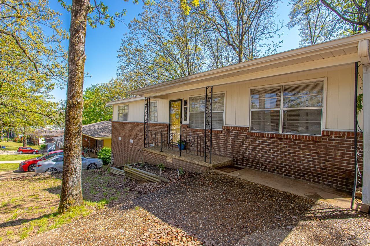 405  Wisteria  North Little Rock, AR