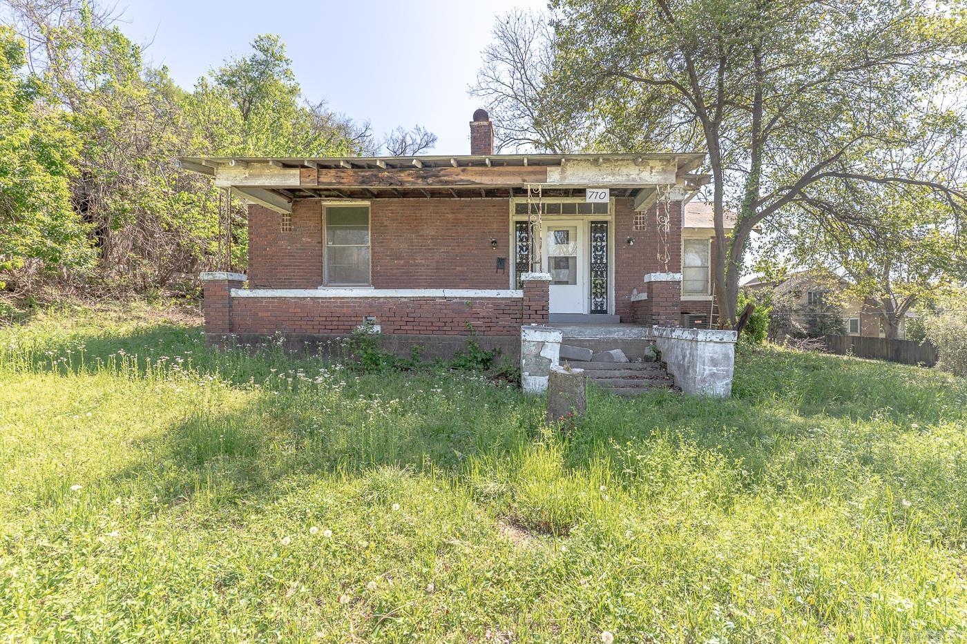 710  Liberty  Helena, AR