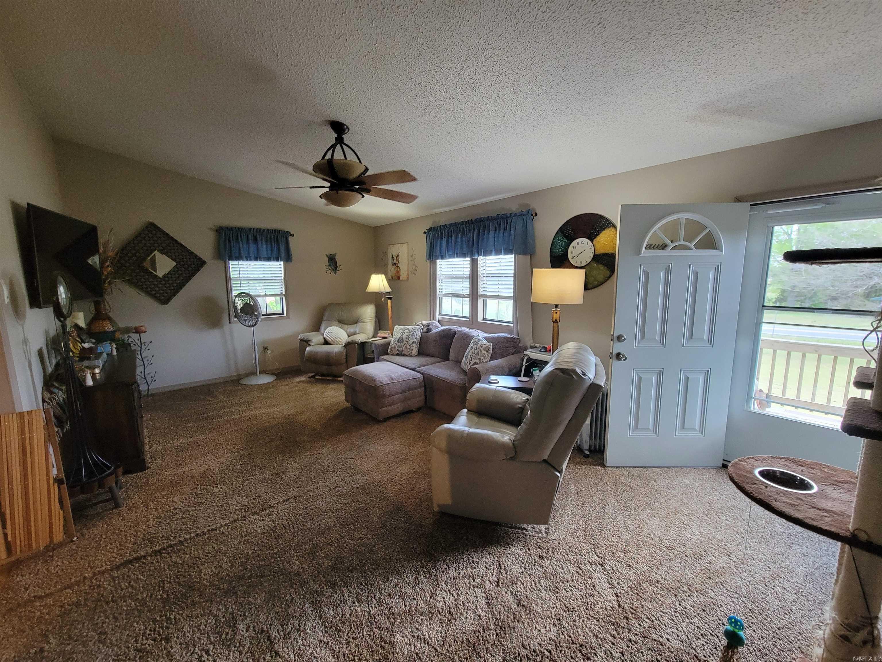 11  D and N  Greenbrier, AR