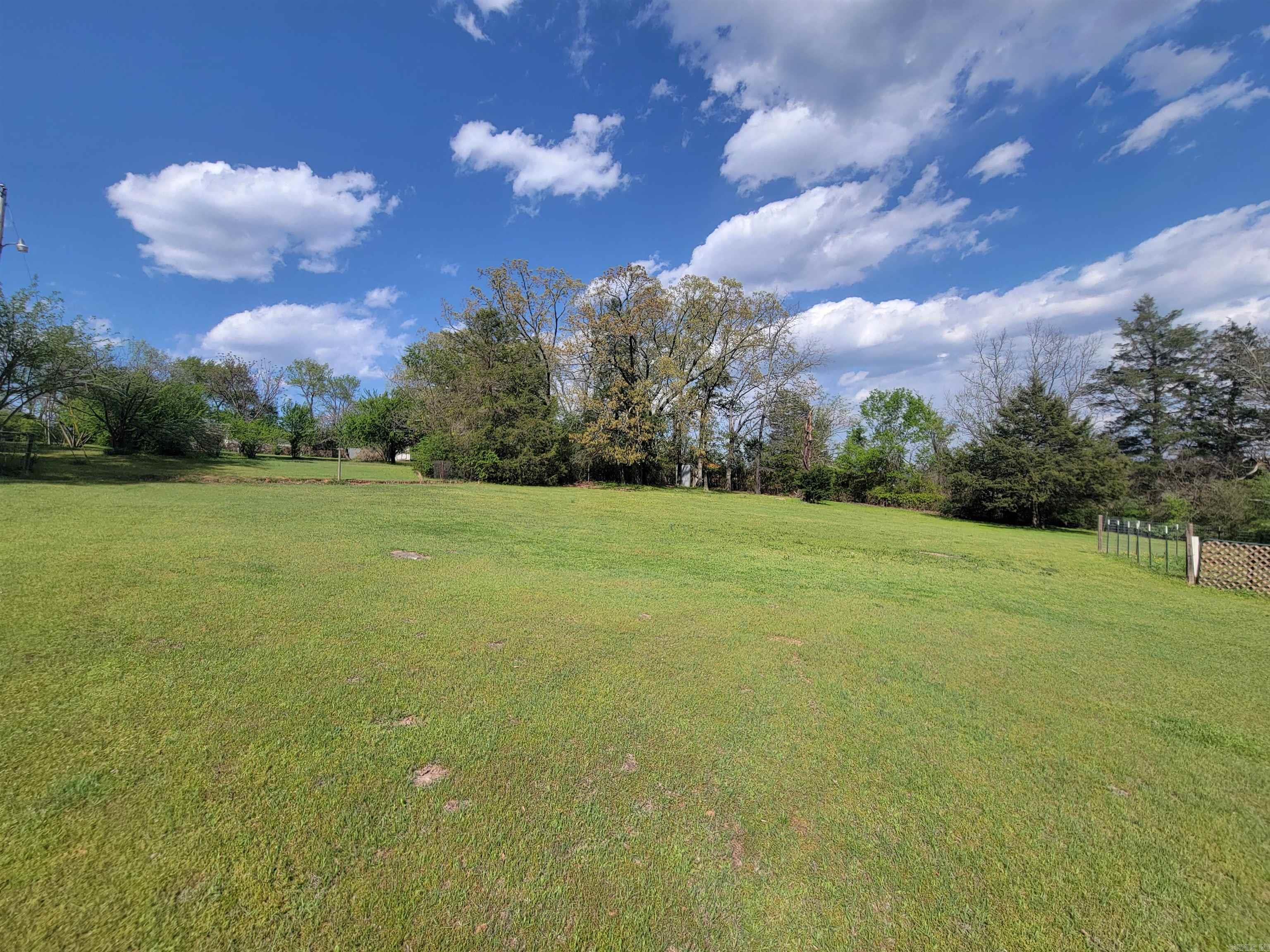 11  D and N  Greenbrier, AR
