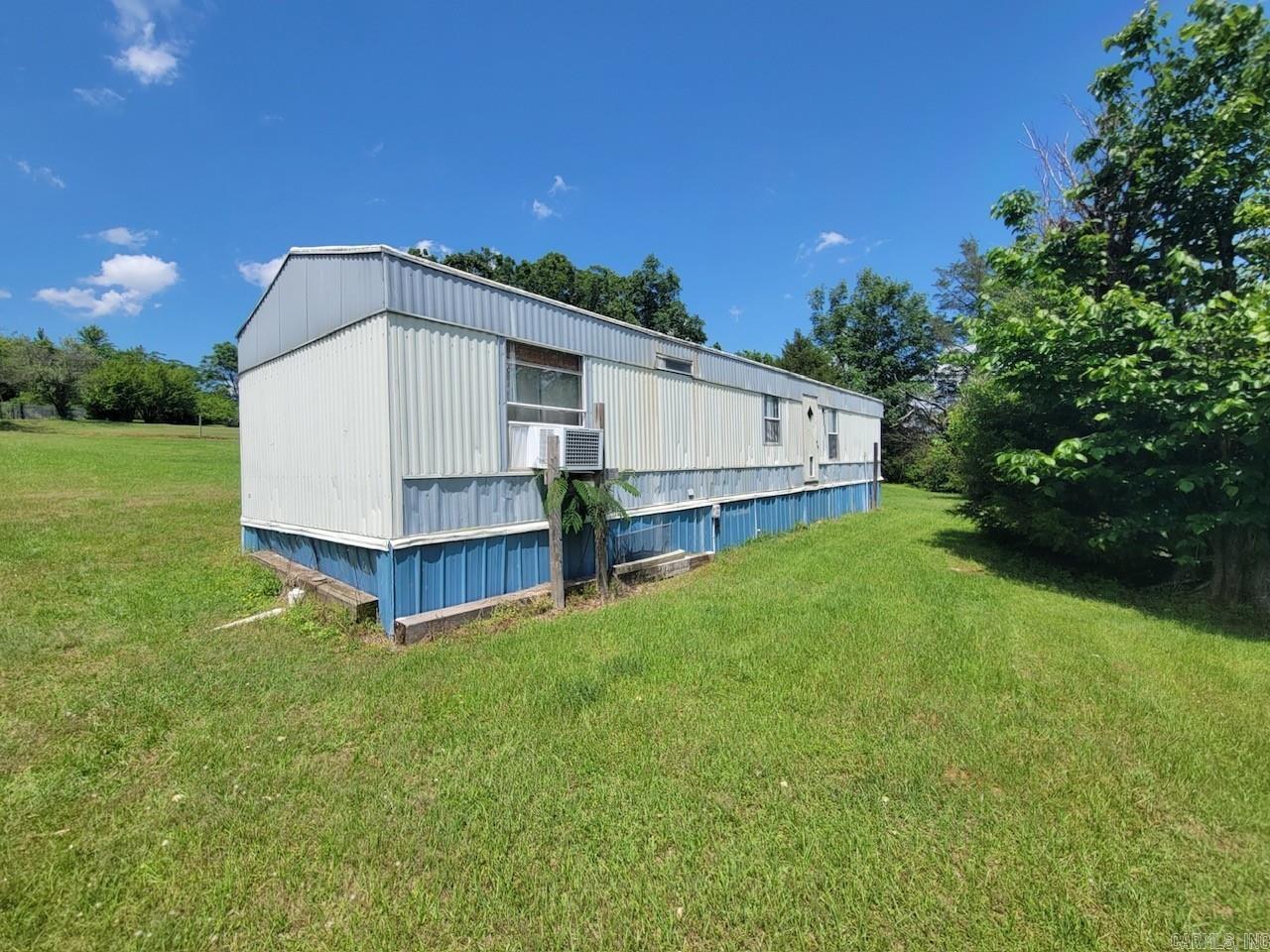 11  D and N  Greenbrier, AR